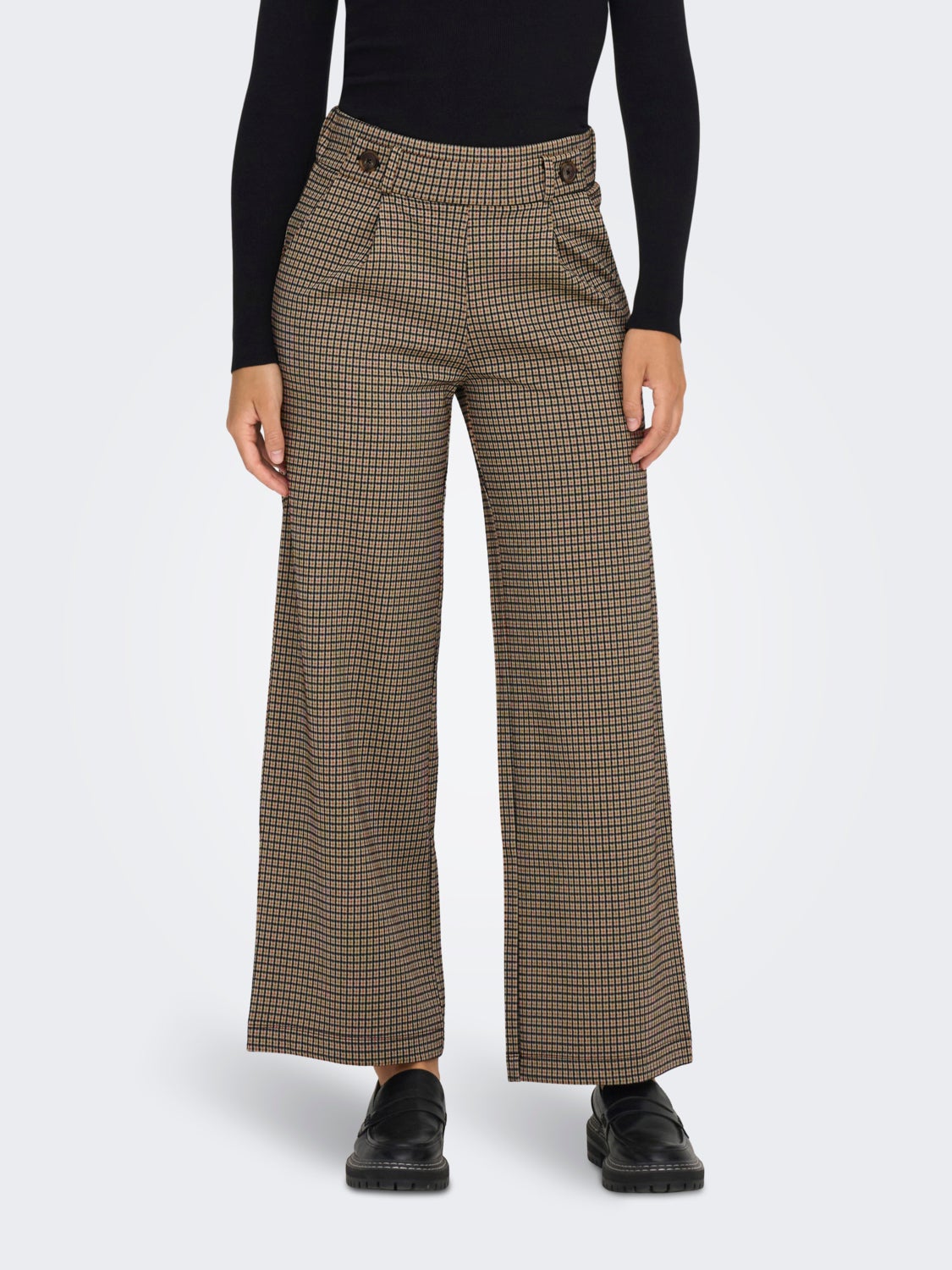 Wide checked pants