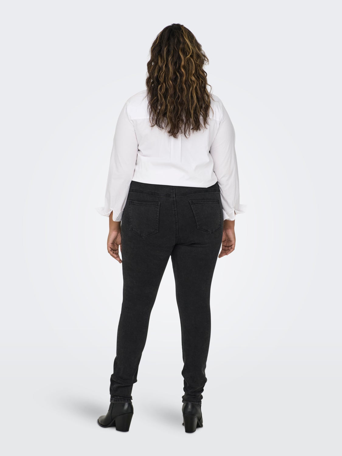 CARROSE HW SKINNY GUA937 BF