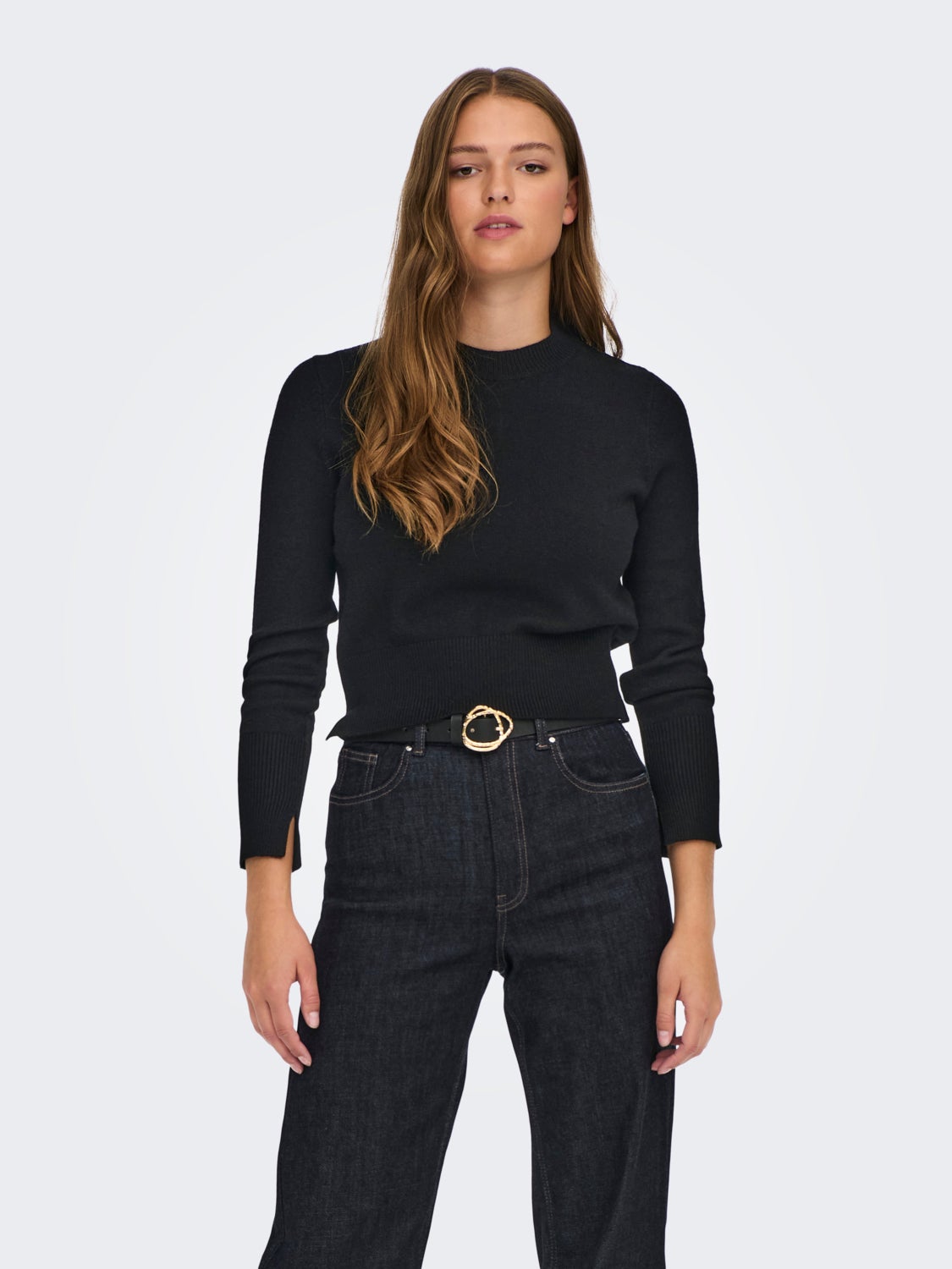 Short Knitted Pullover