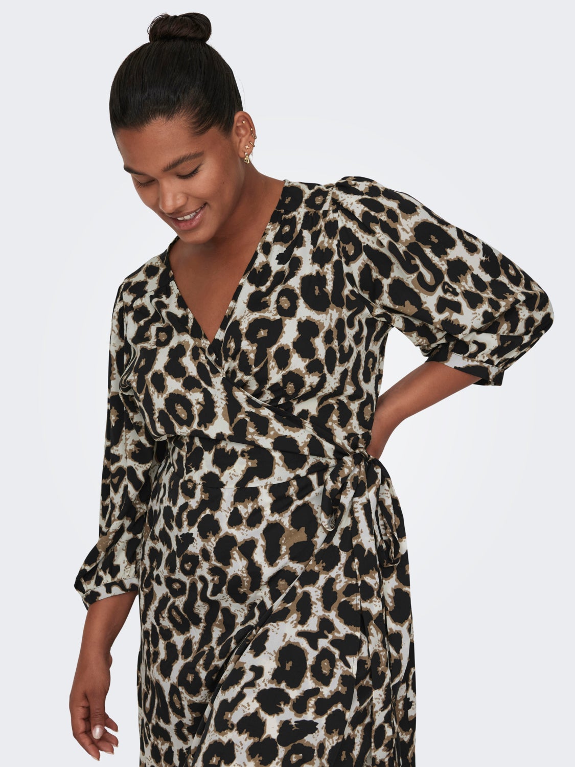 Curvy midi wrap dress