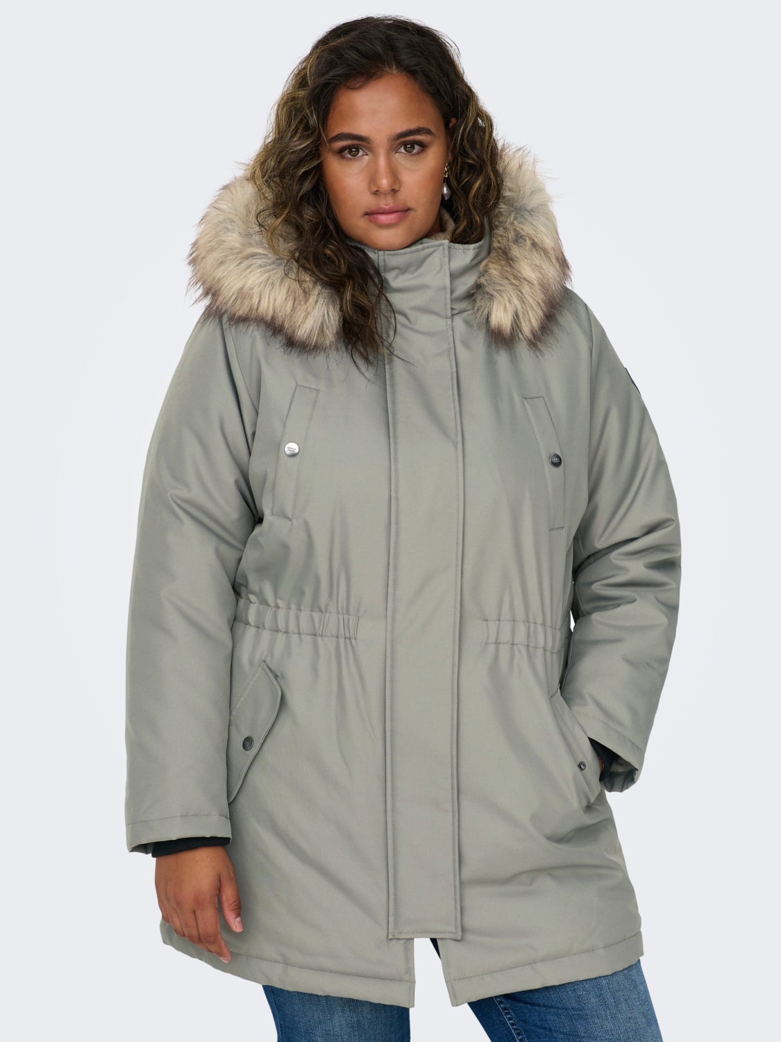 Curvy jacket with hood