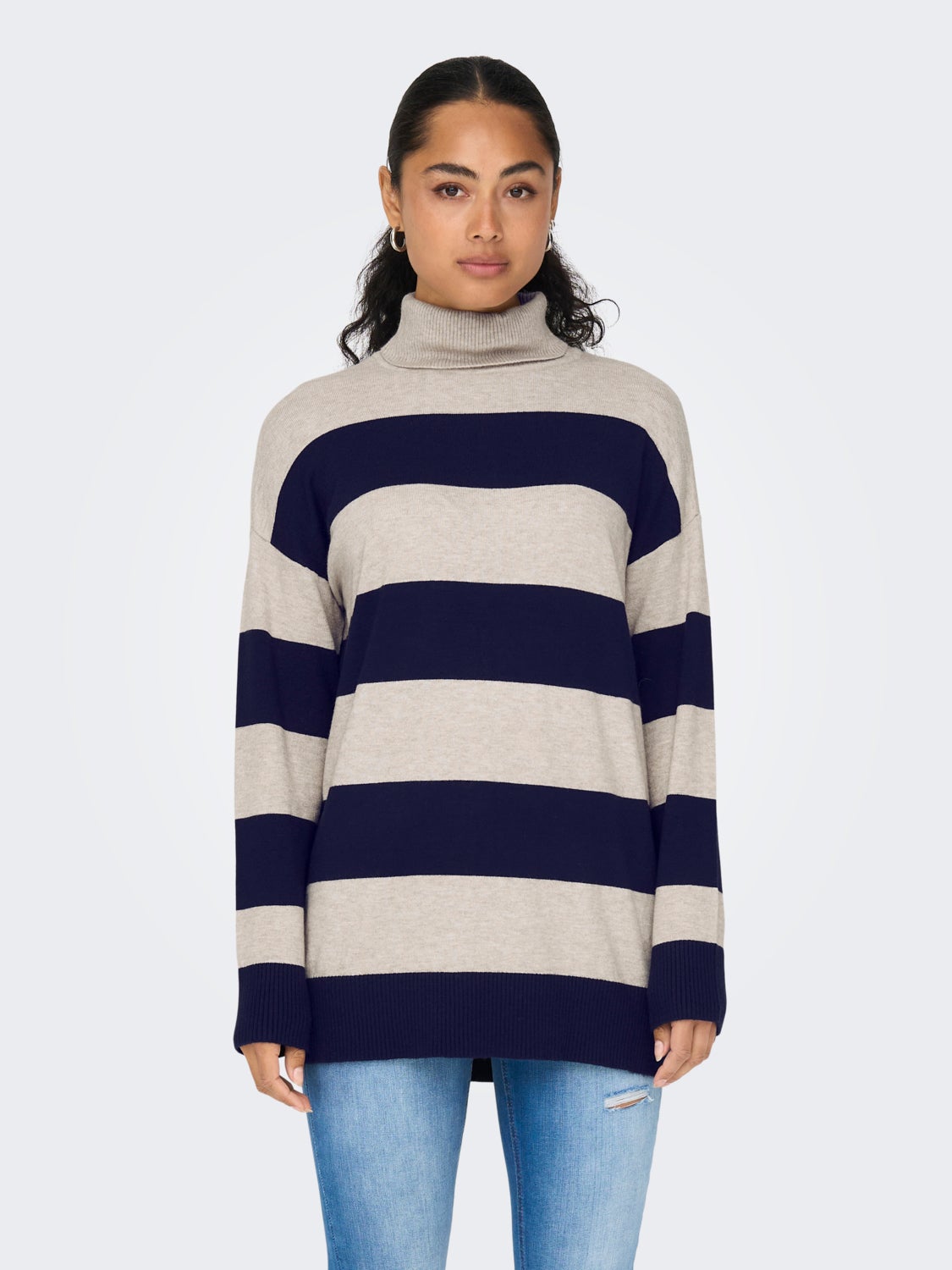 Roll neck knitted pullover