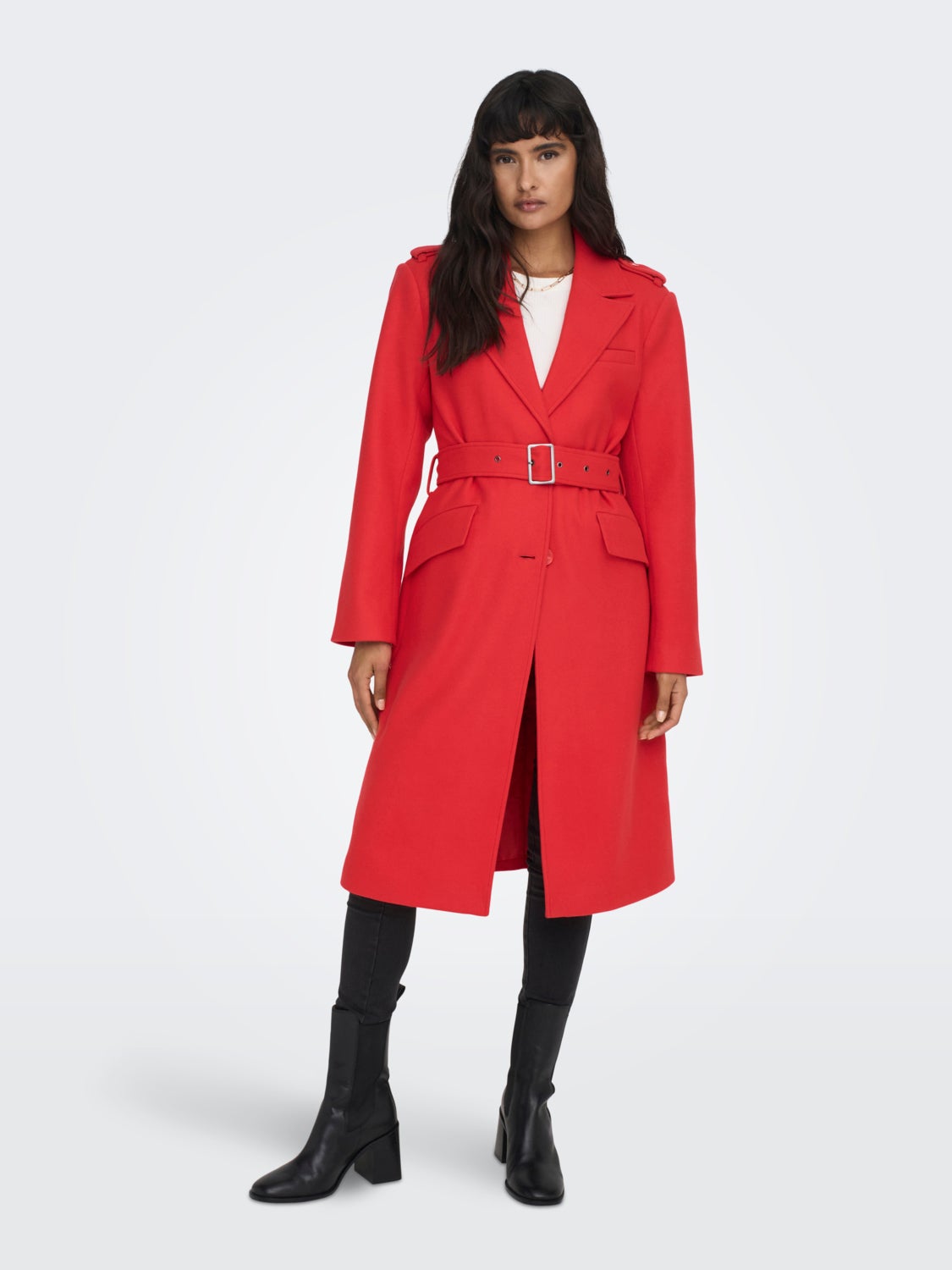 Jacket with belt in waist