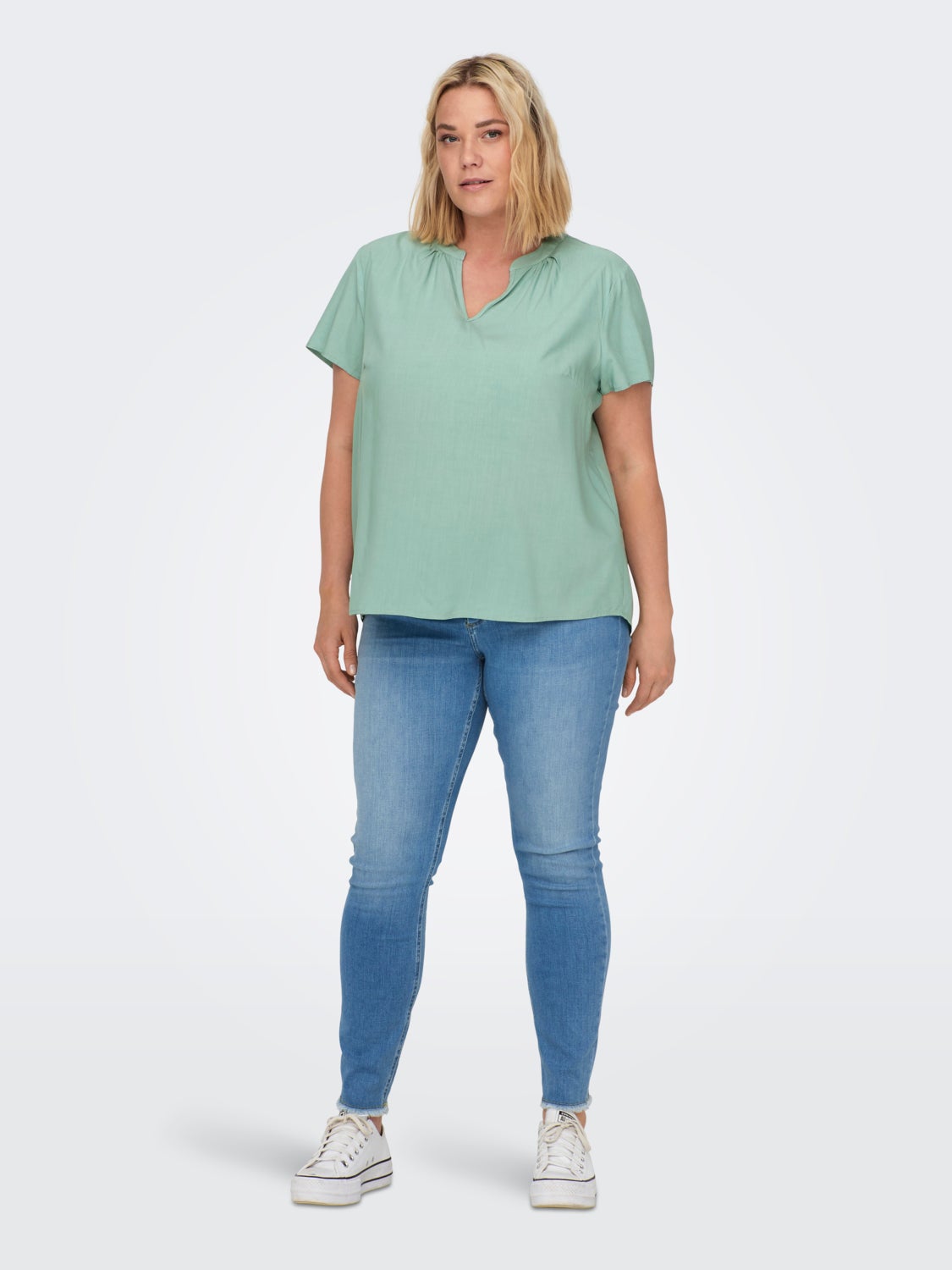 Curvy cap sleeved Top
