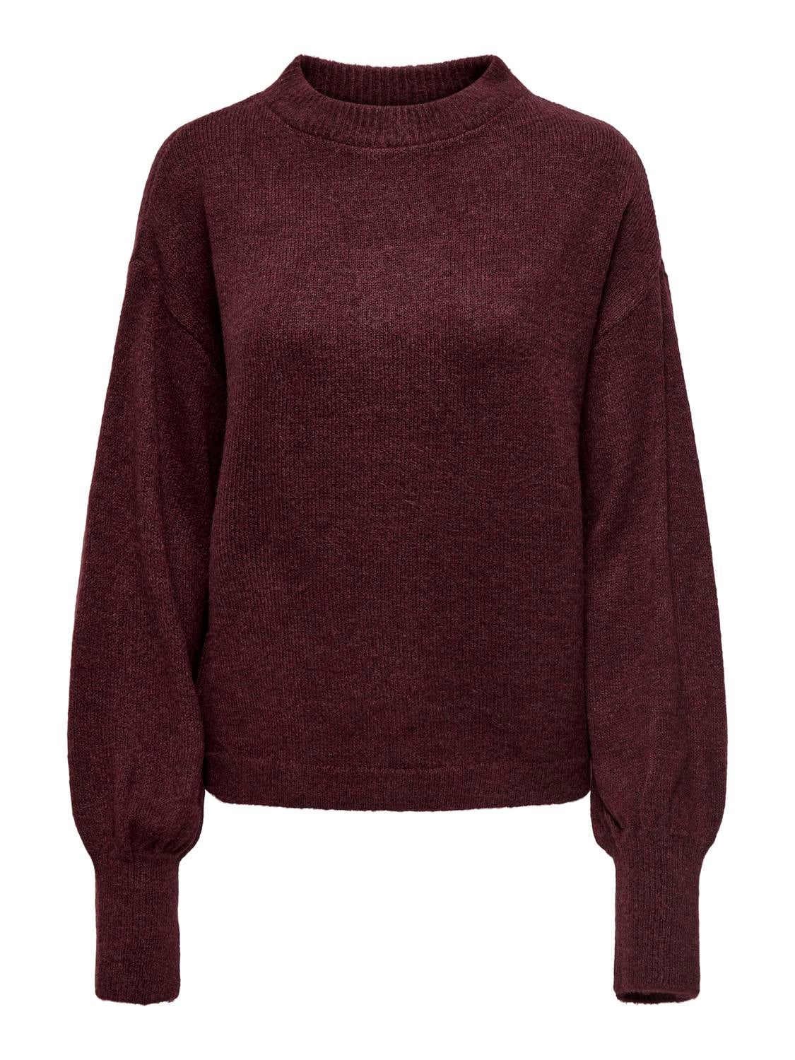 O-neck knitted pullover