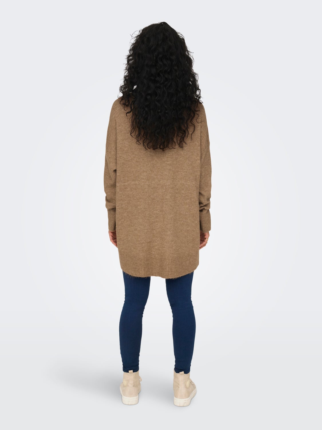 O-neck knitted pullover
