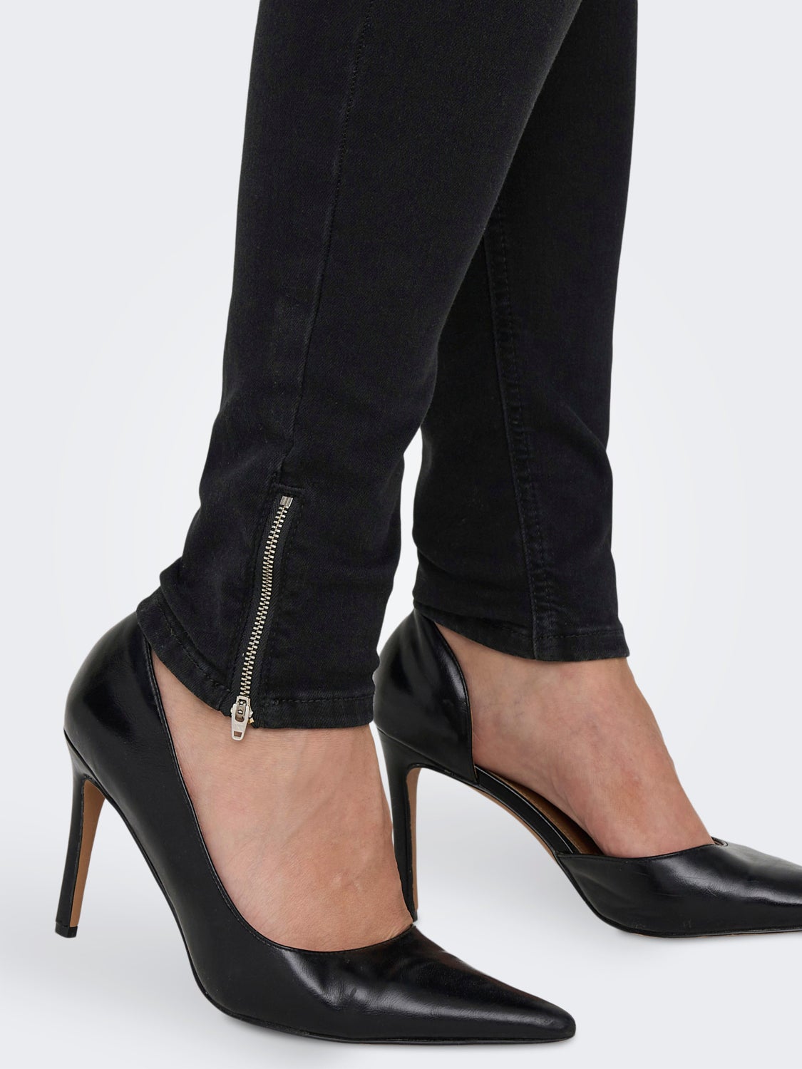 CARWILLY REG  SK ANK ZIP JEANS REA1099