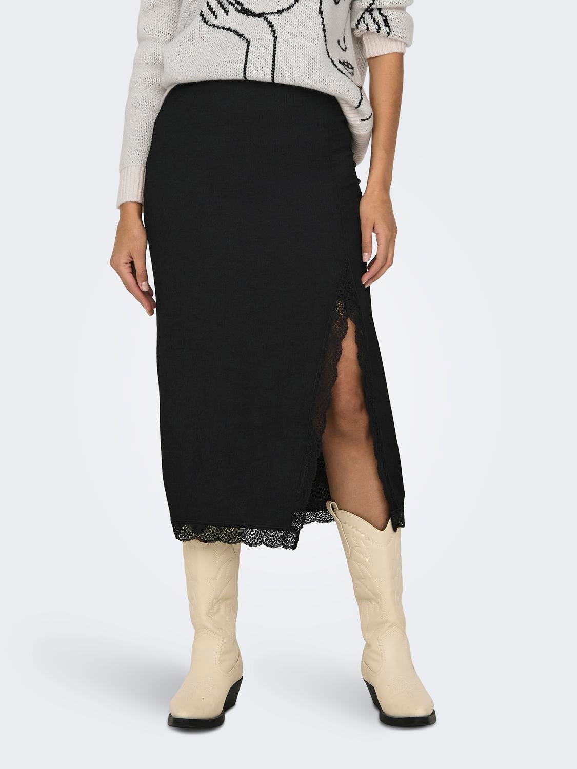 Midi skirt with slits