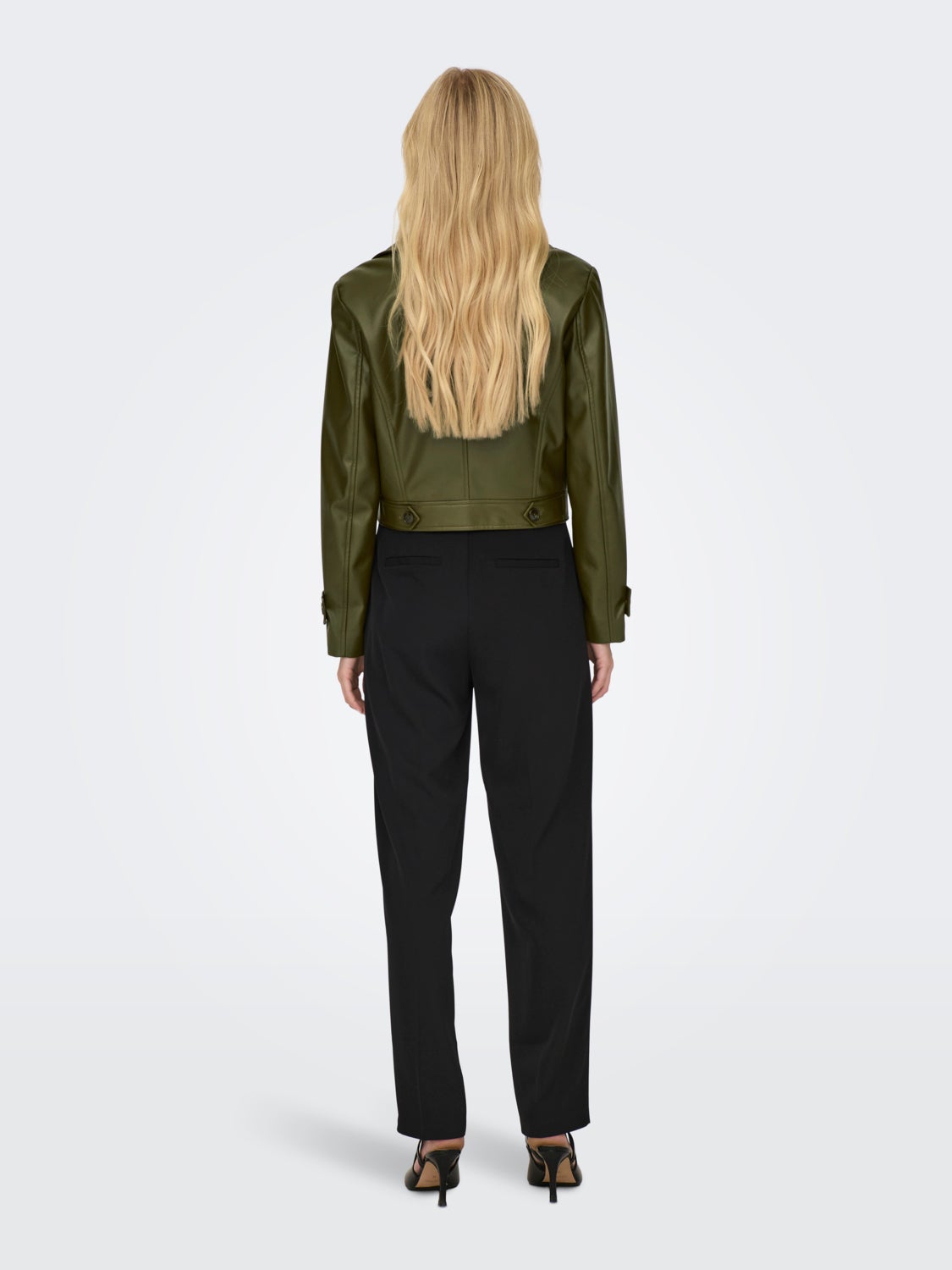 Jacket in leather look