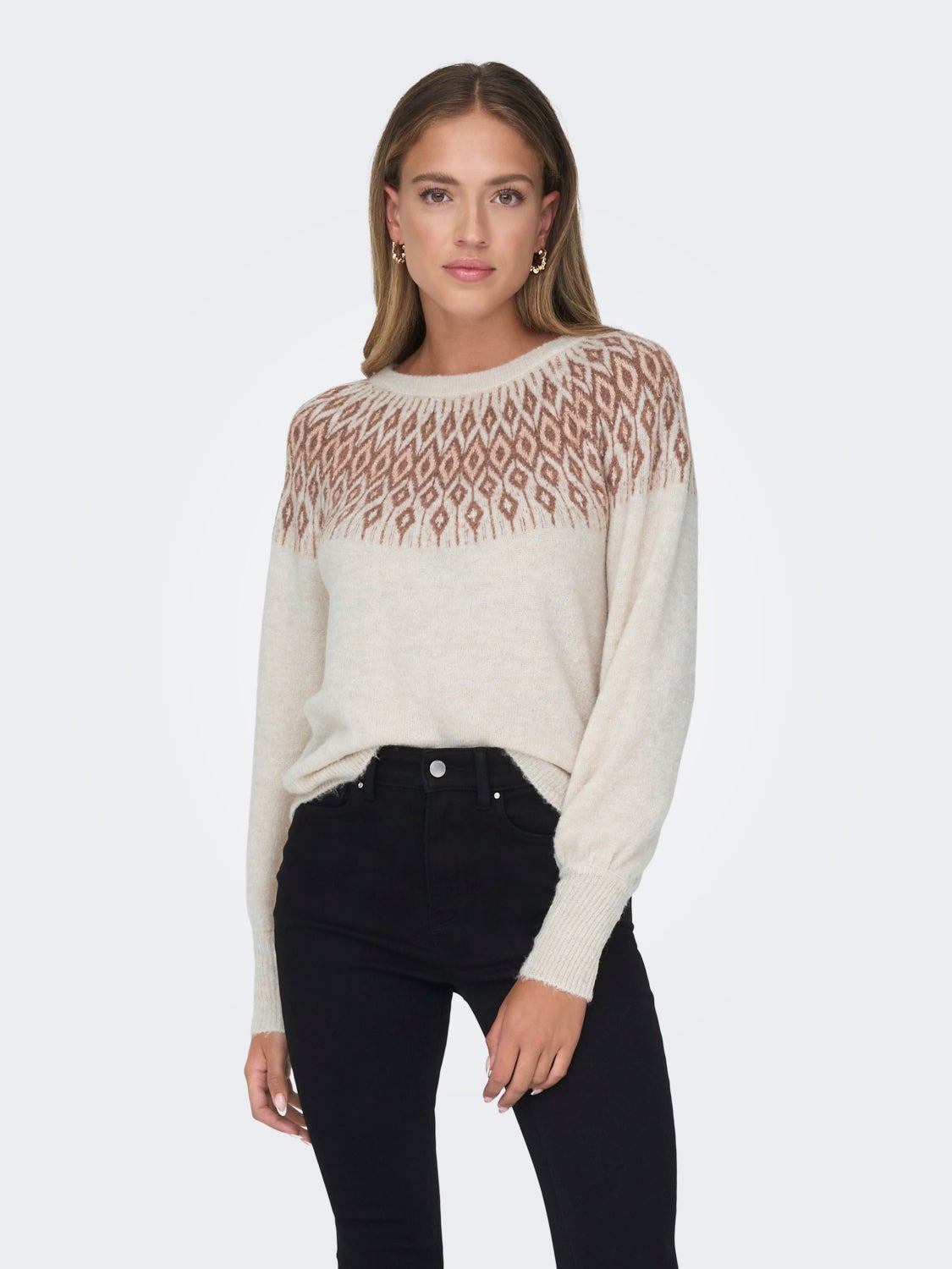 O-neck knitted pullover