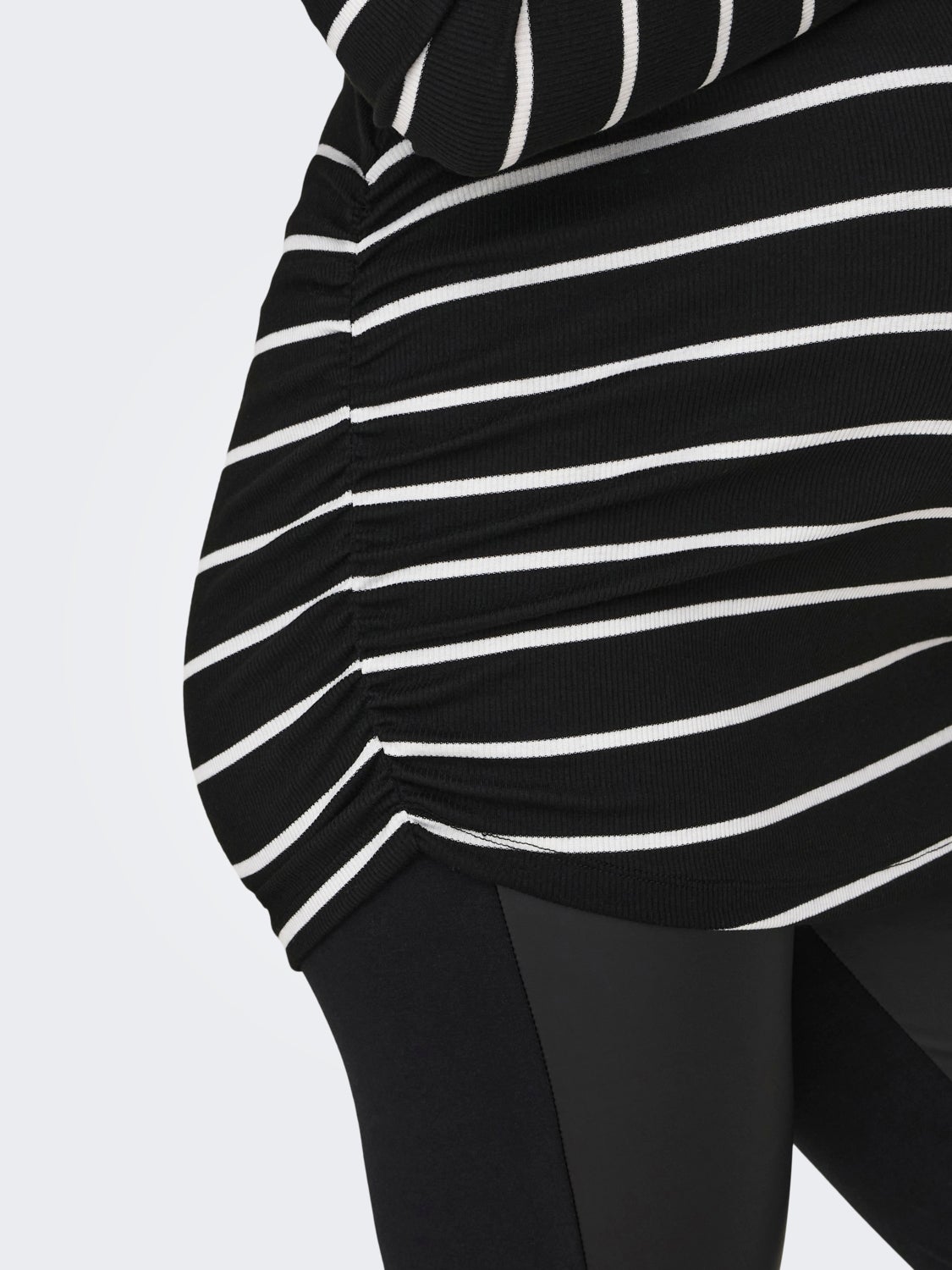 mama v-neck top with long sleeves