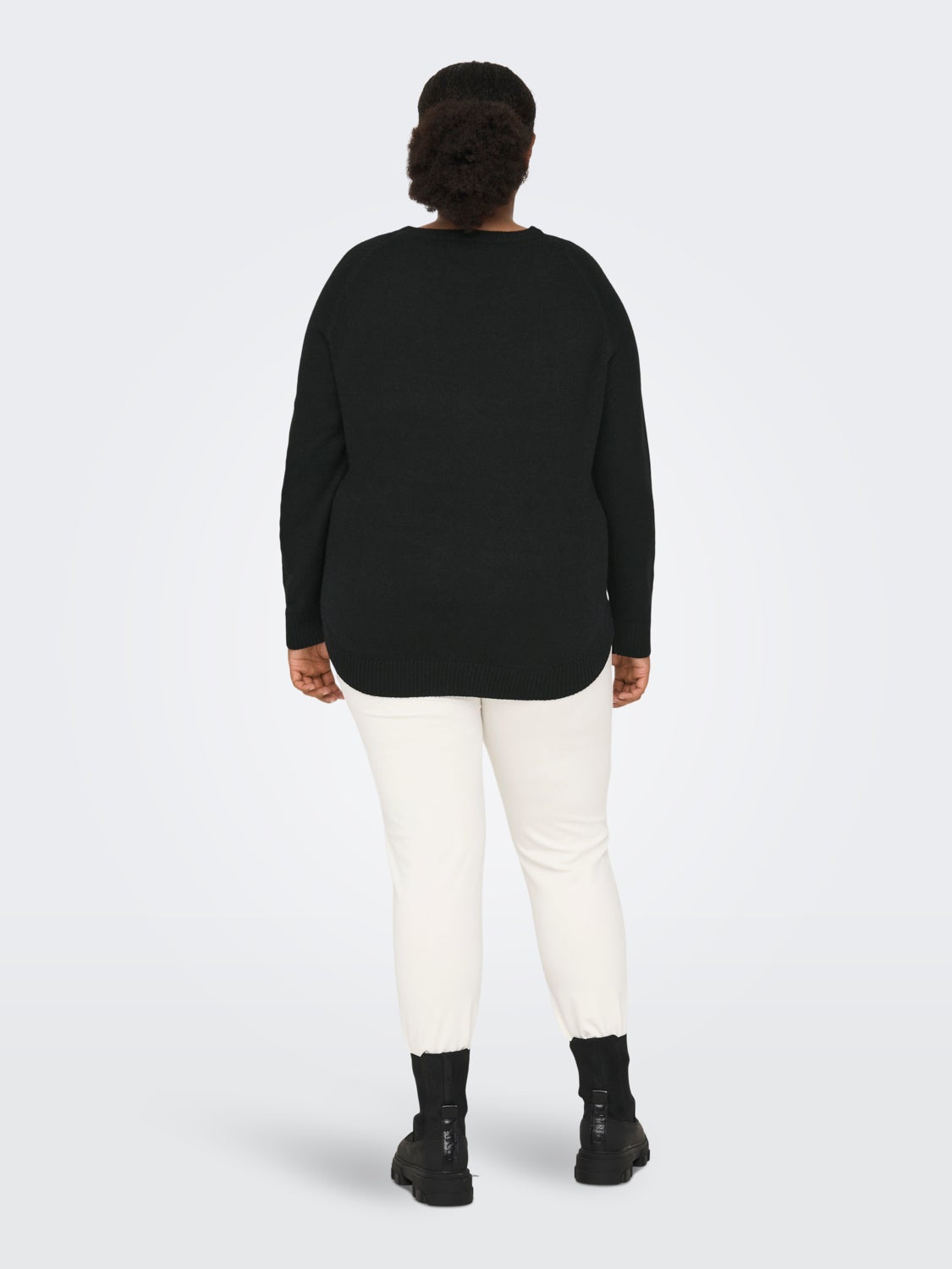 Curvy solid colored Knitted Pullover