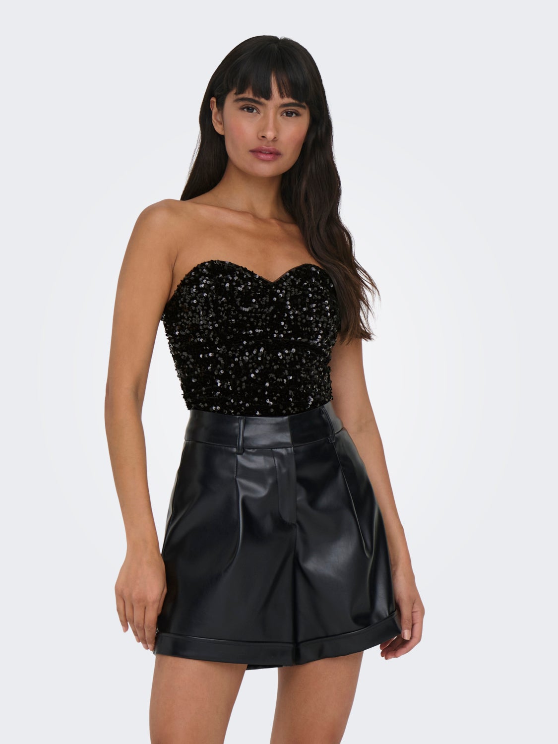 Sequin top without sleeves