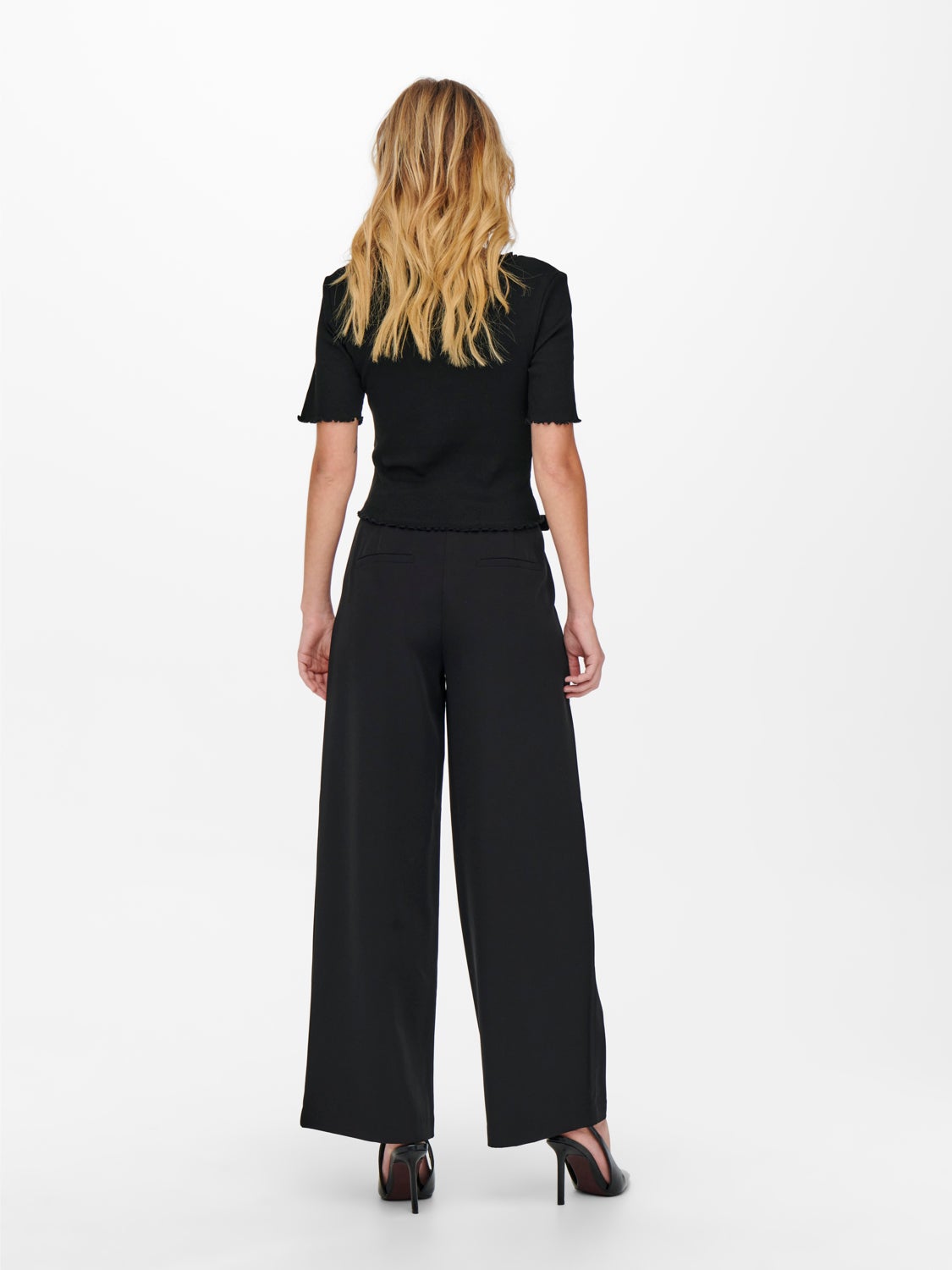 Short sleeved button Top