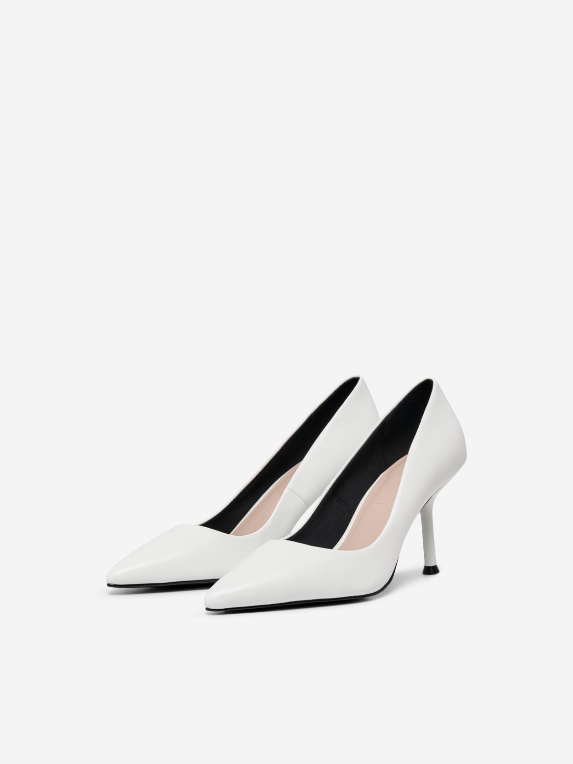 Pointed toe Pumps