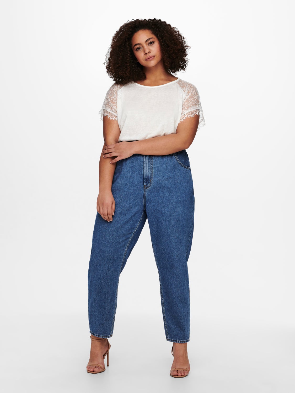 Curvy lace detail Top