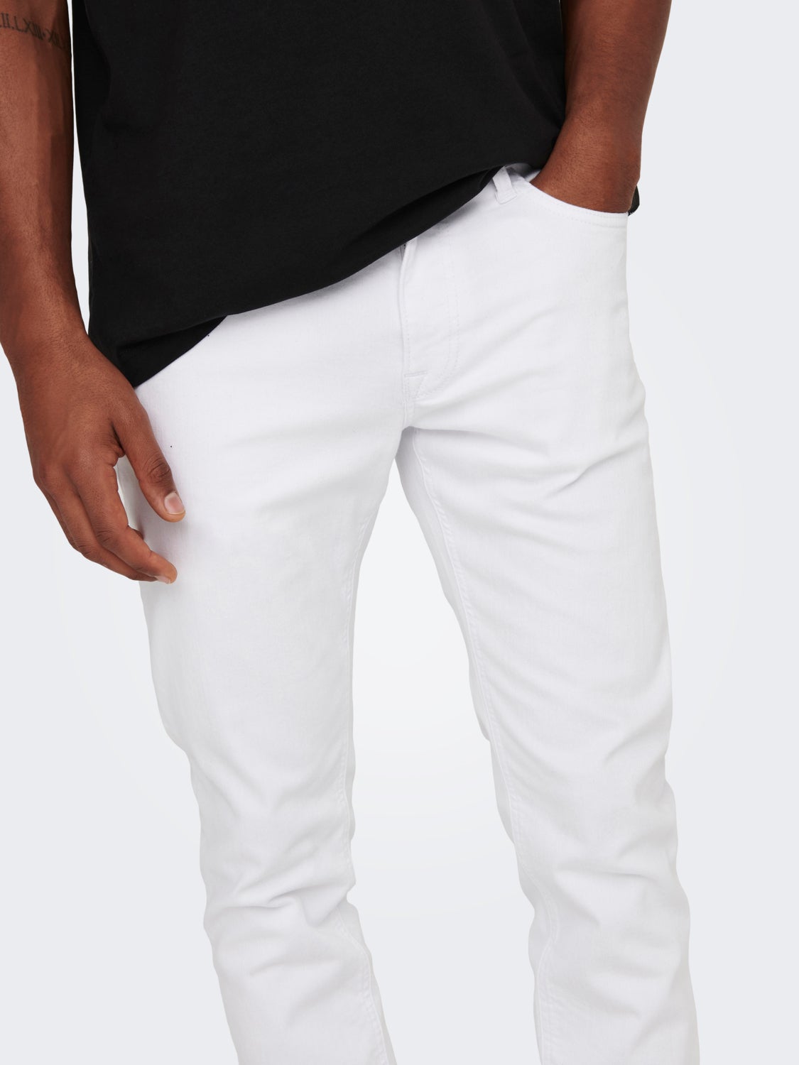 Slim Fit Mid rise Jeans