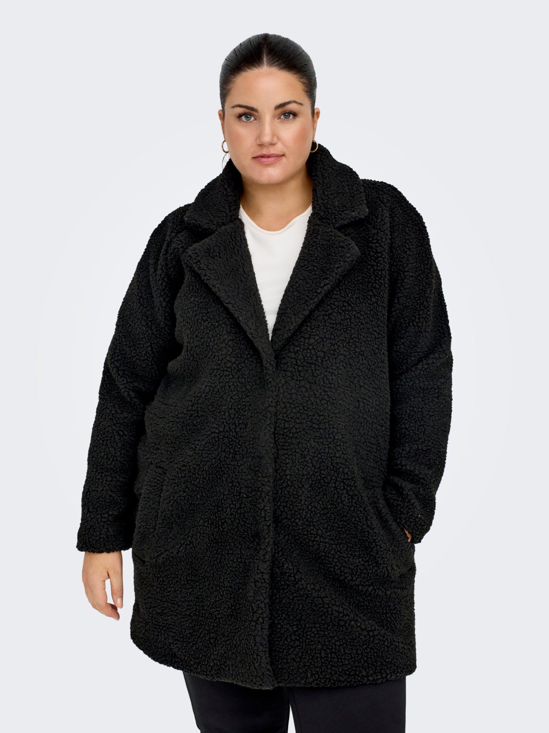 Curvy teddy coat