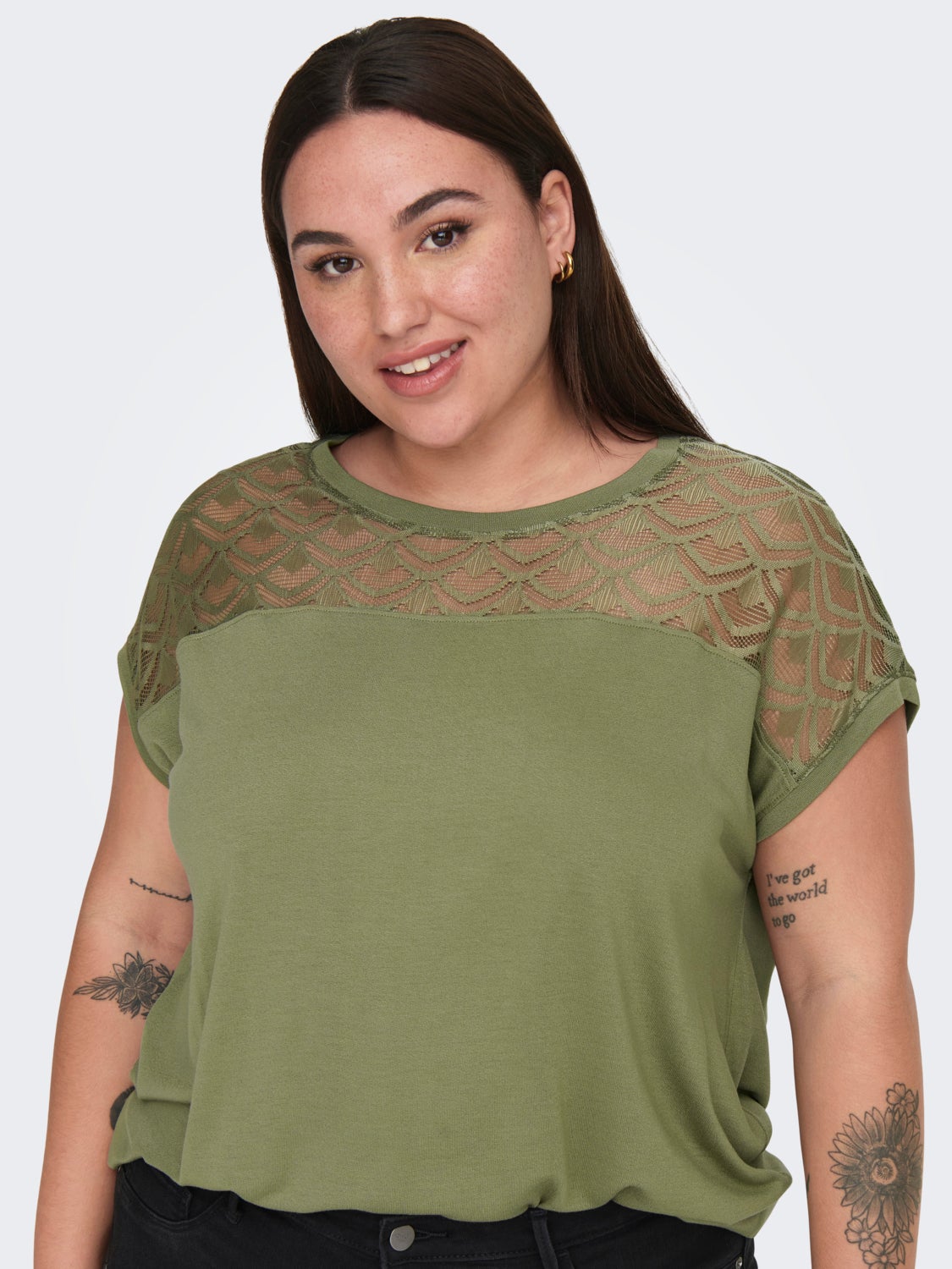 Curvy lace detail Top