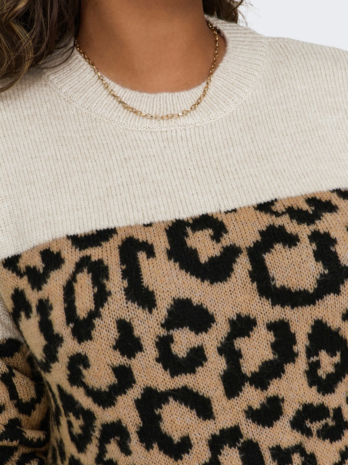 Curvy knit o-neck dress