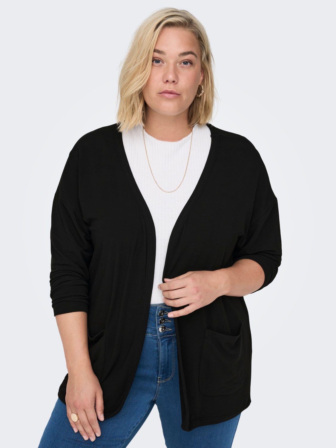 Curvy cardigan with pockets