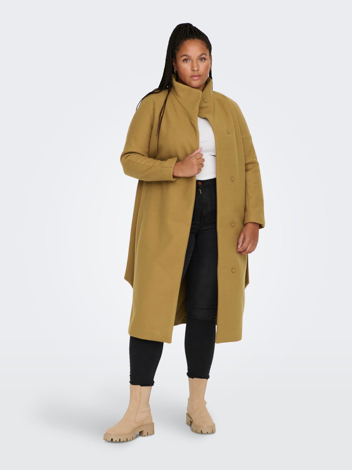 Curvy highneck Coat