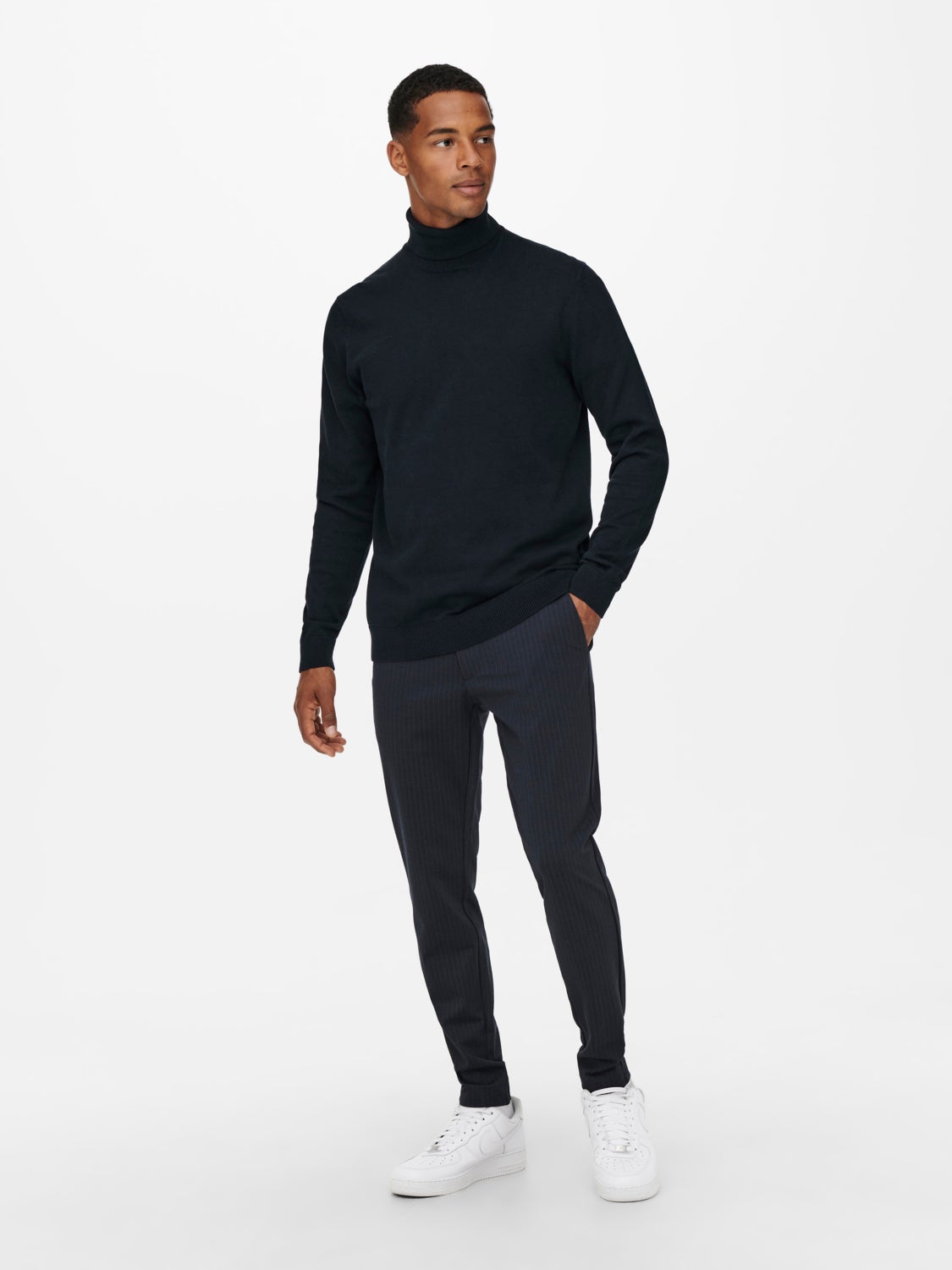 Pullover with roll neck