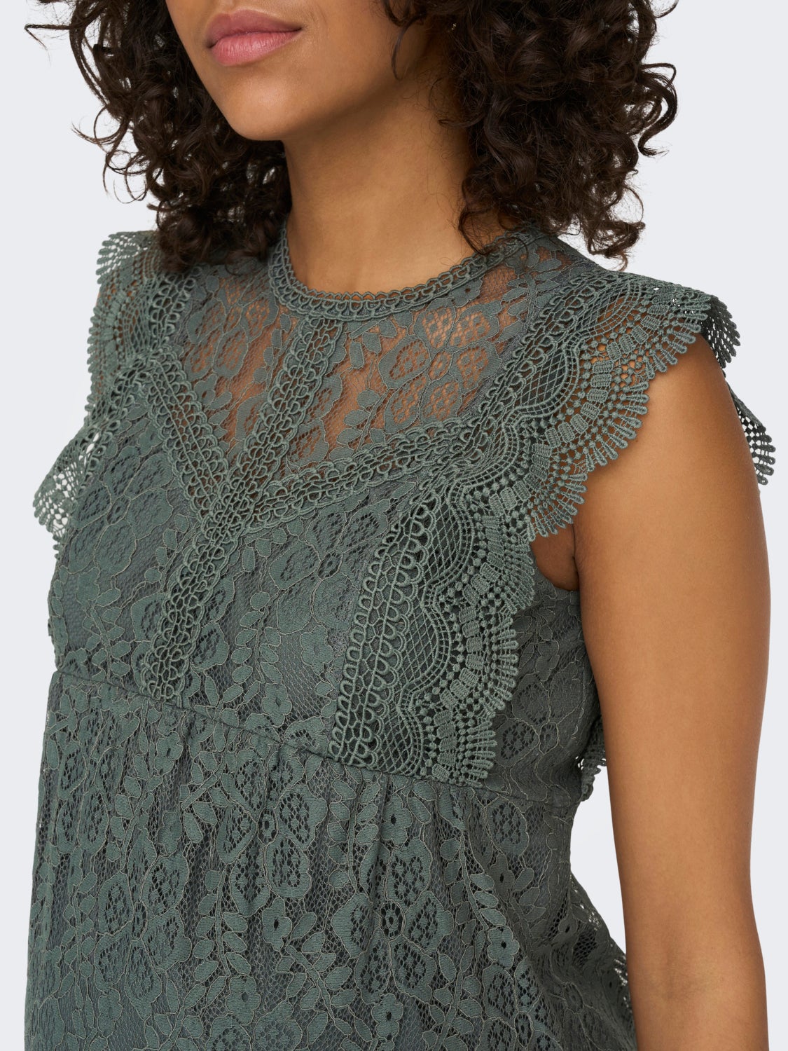 Mama short sleeve Lace dress