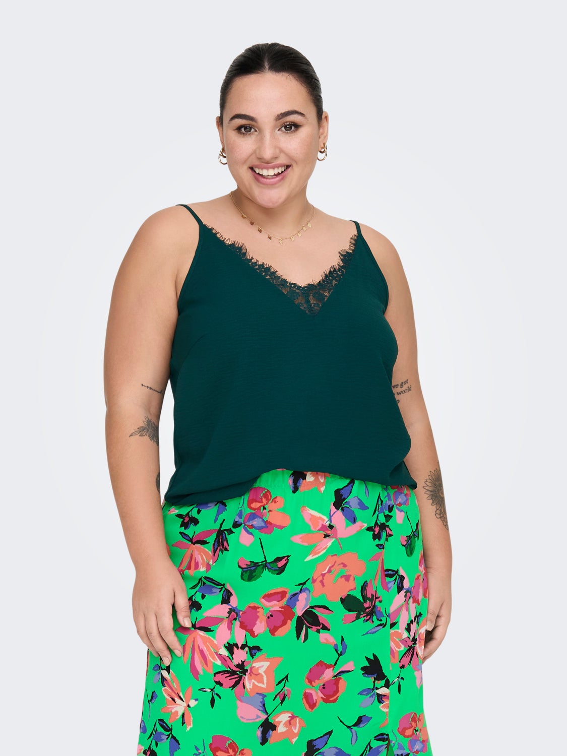 Curvy lace detailed strap top