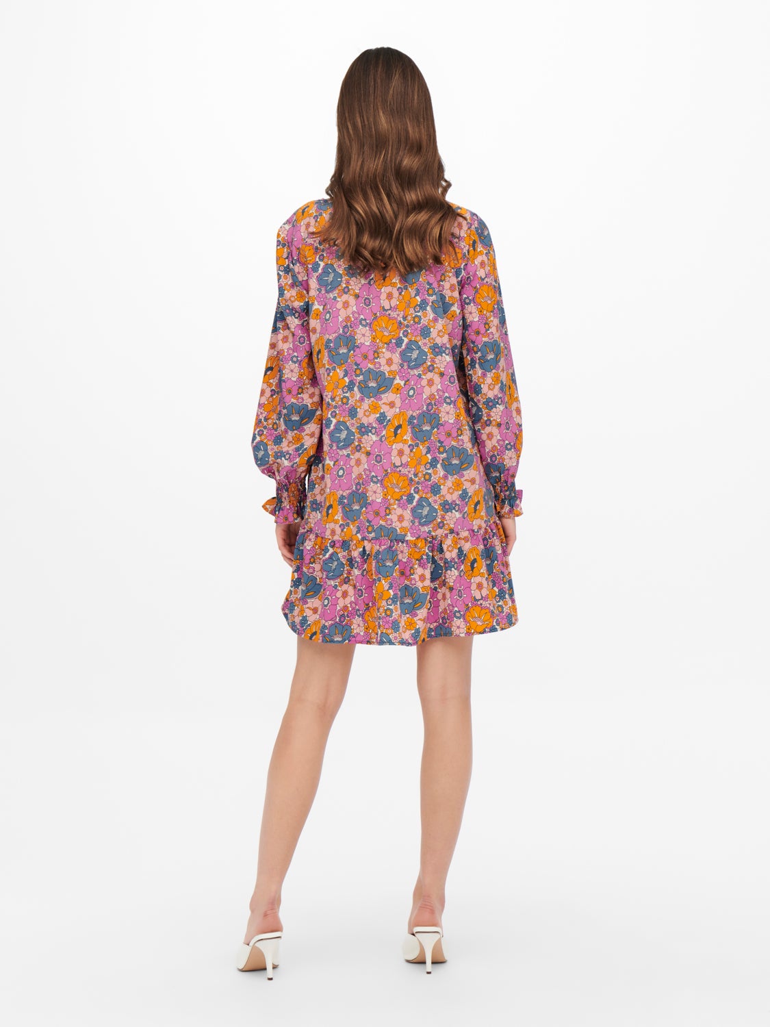 Long sleeved V-neck Dress