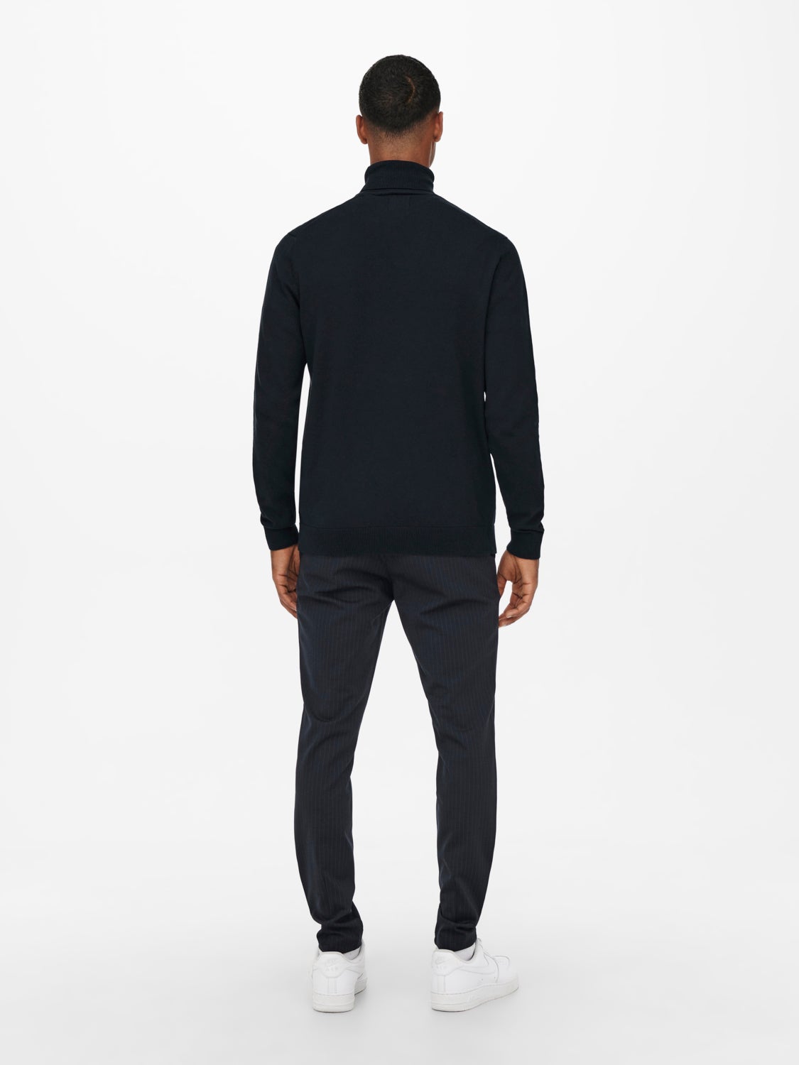 Pullover with roll neck