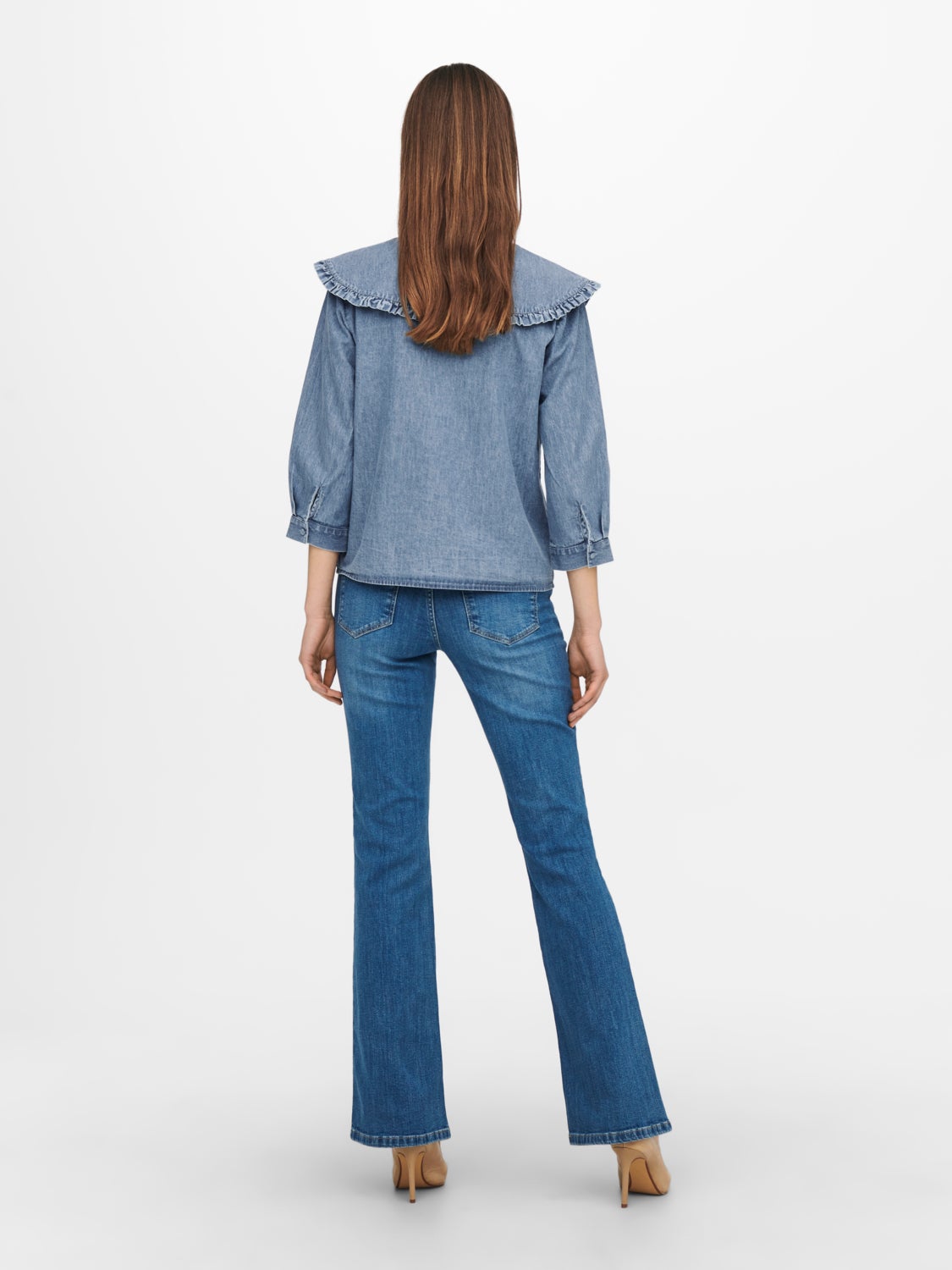 Collar detailed denim shirt