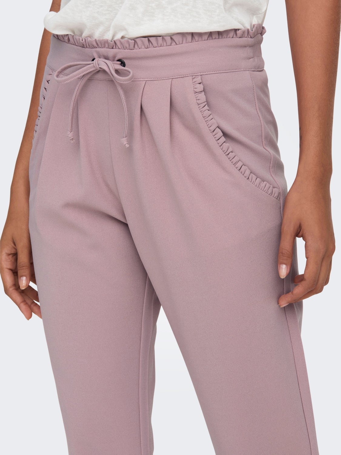 Pants with side pockets