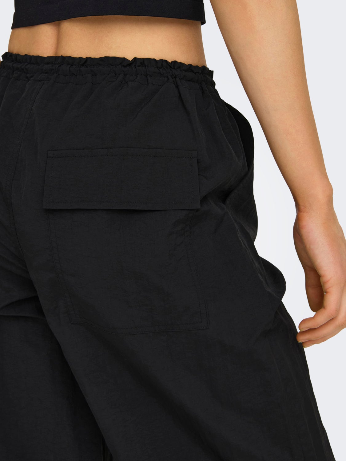 Straight fit pants with elastic waist