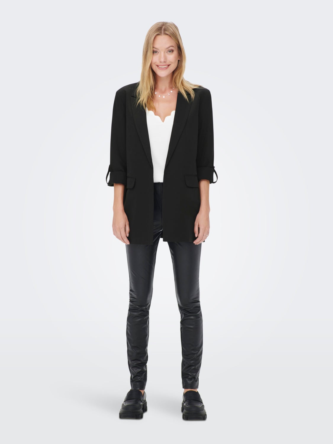 Loose 3/4 sleeved Blazer