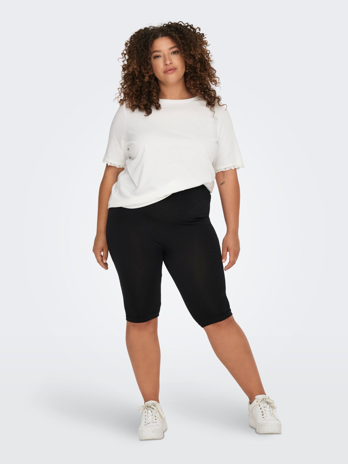 Curvy high waist slim fit shorts