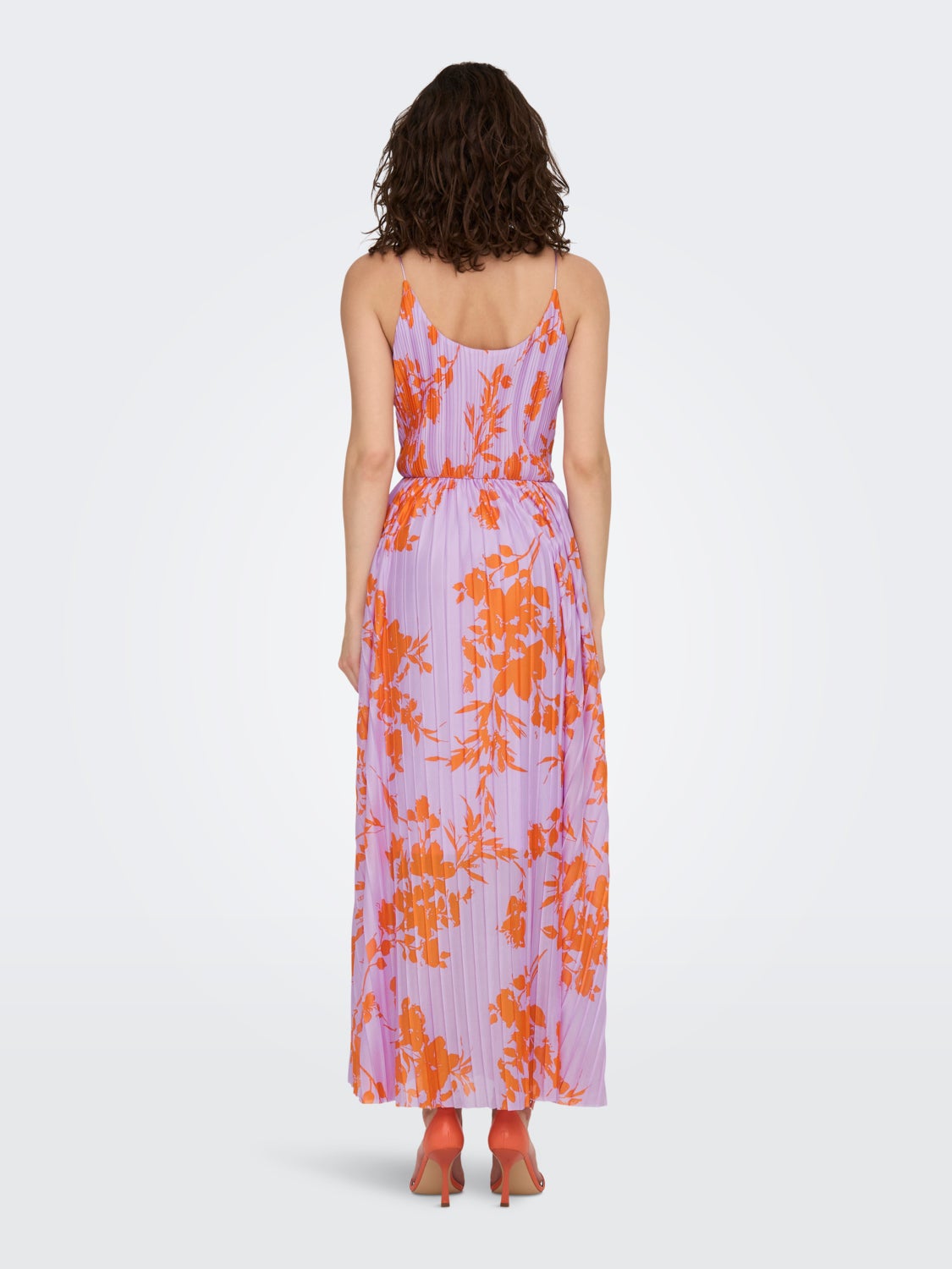 Regular fit v-neck maxi dress