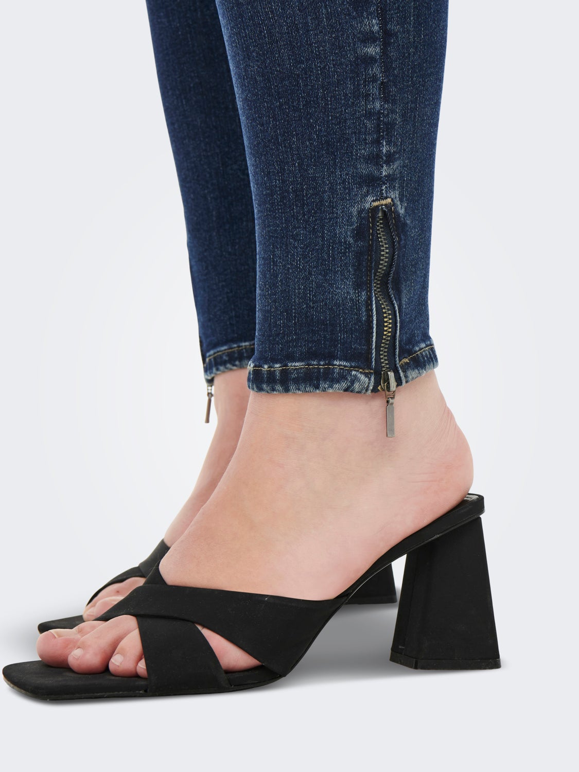 Curvy CARWilly hw ankle Skinny fit jeans