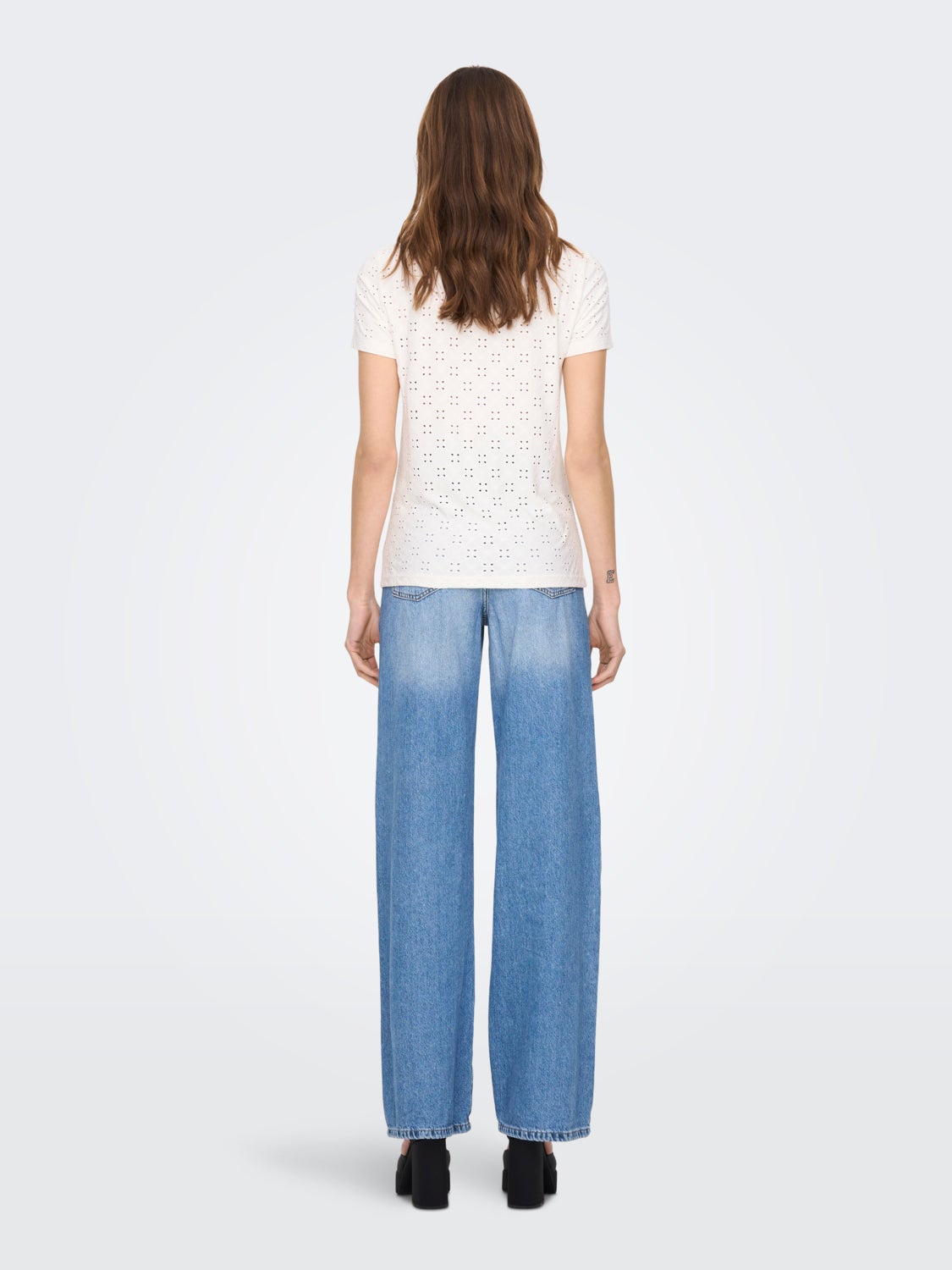 Detailed Short Sleeved Top