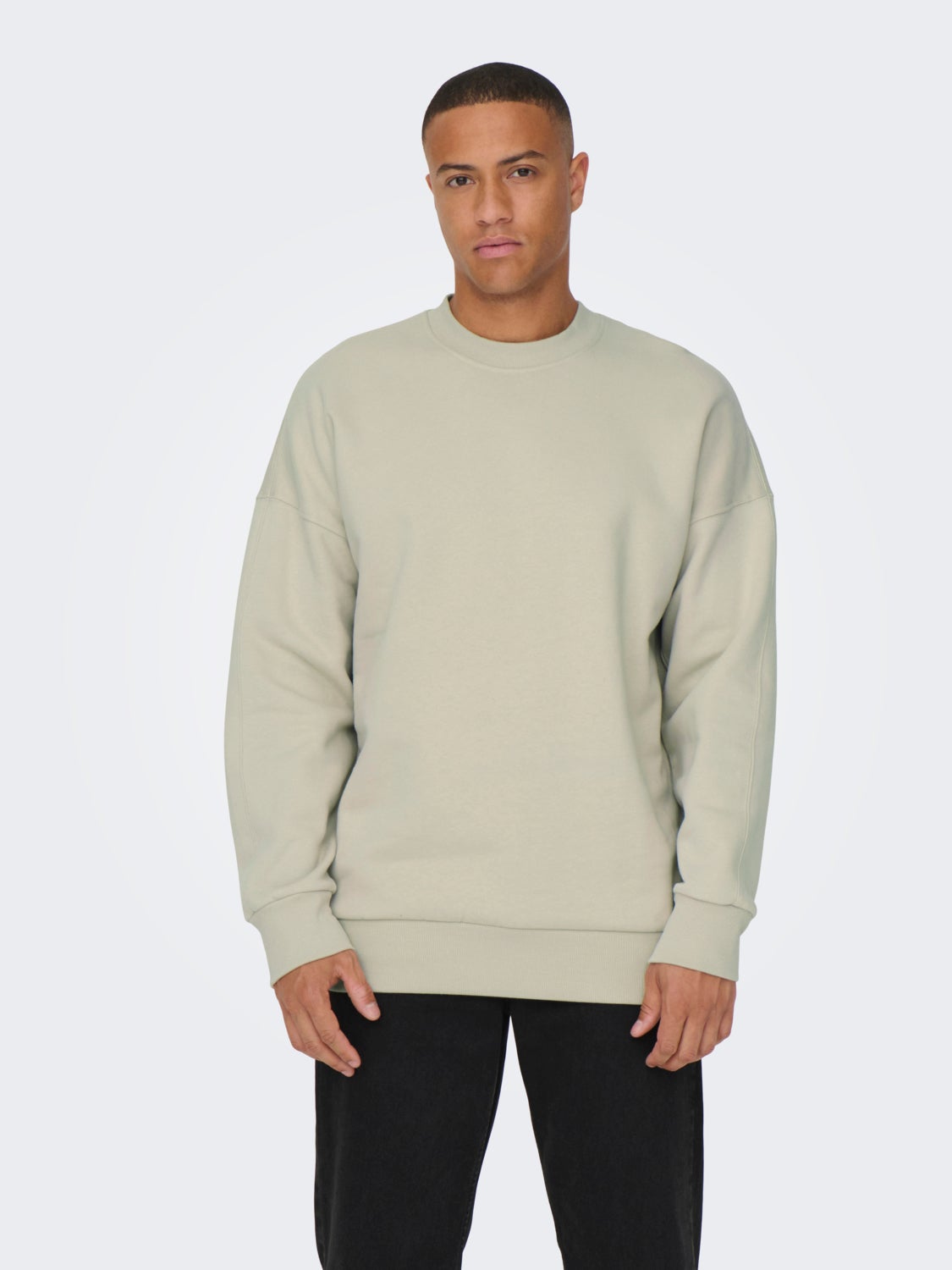Solid color o-neck sweatshirt