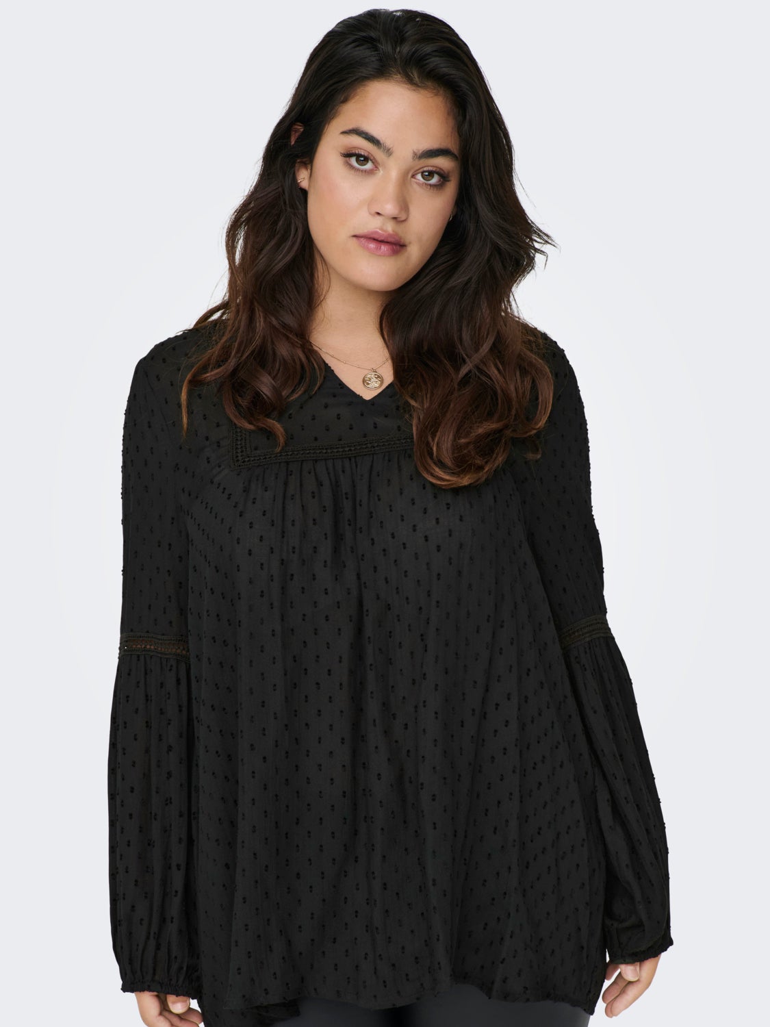 Curvy V-neck viscose Blouse