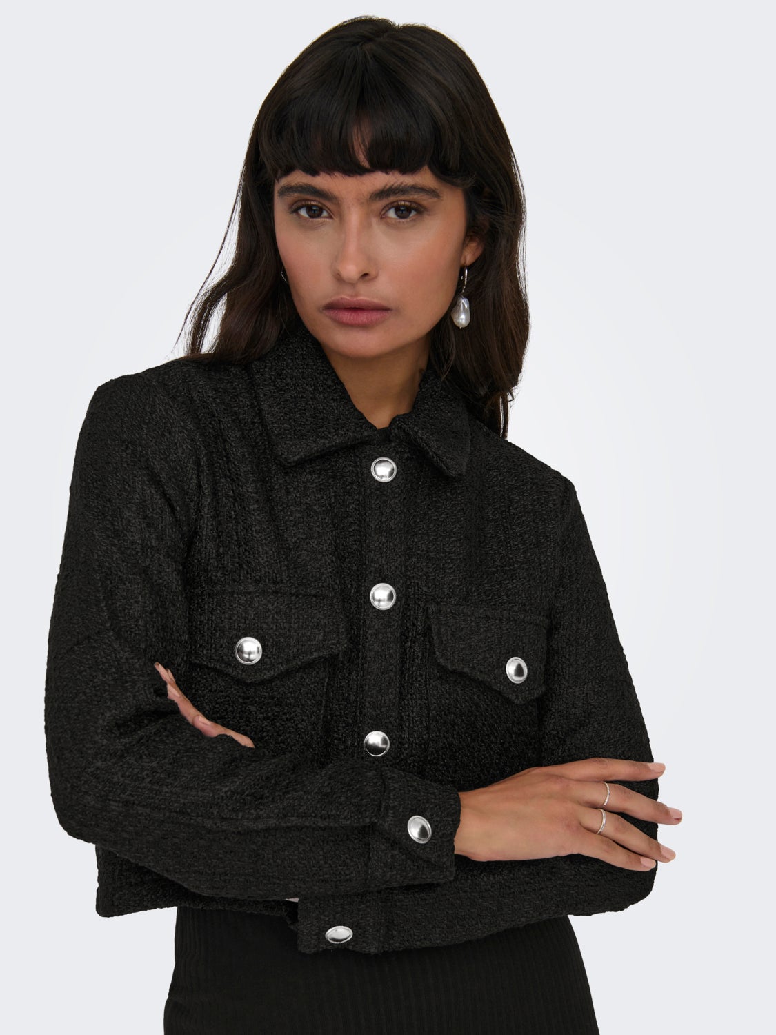 Short jacket with buttons