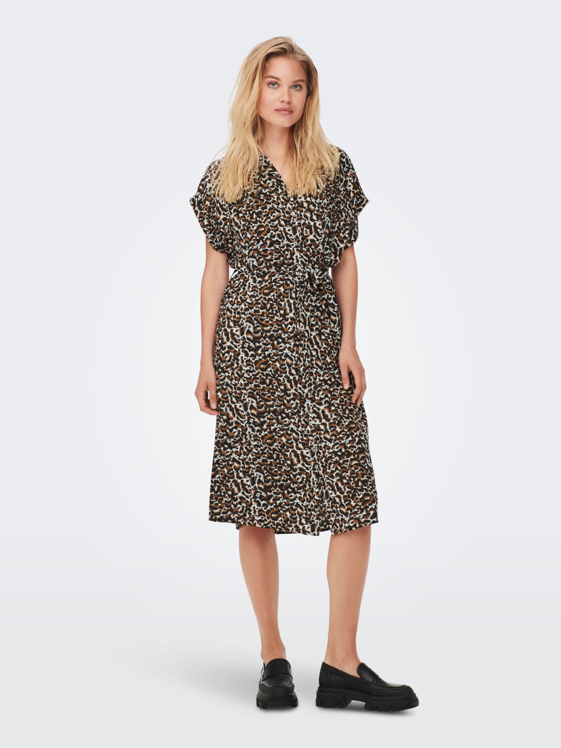 Short sleeved Shirt dress