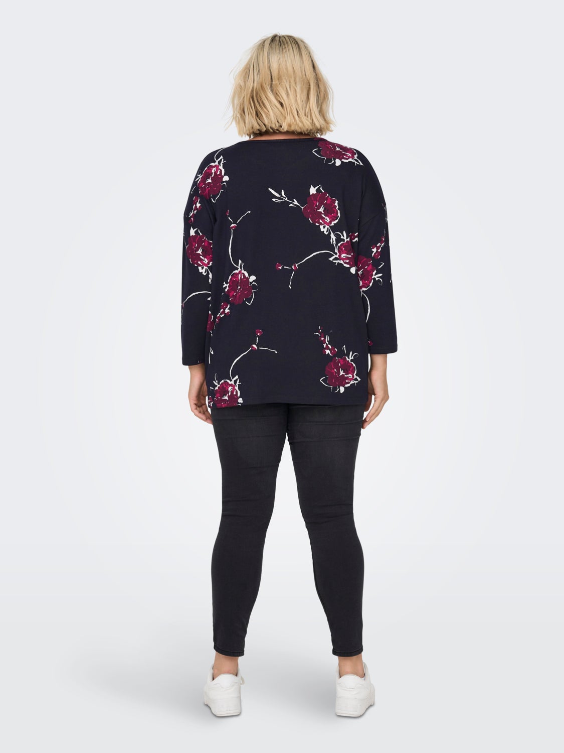 Curvy 3/4 sleeve Top