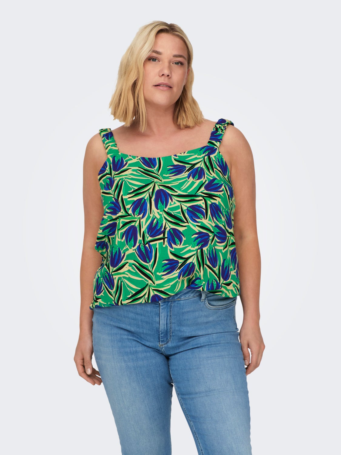Curvy printed top