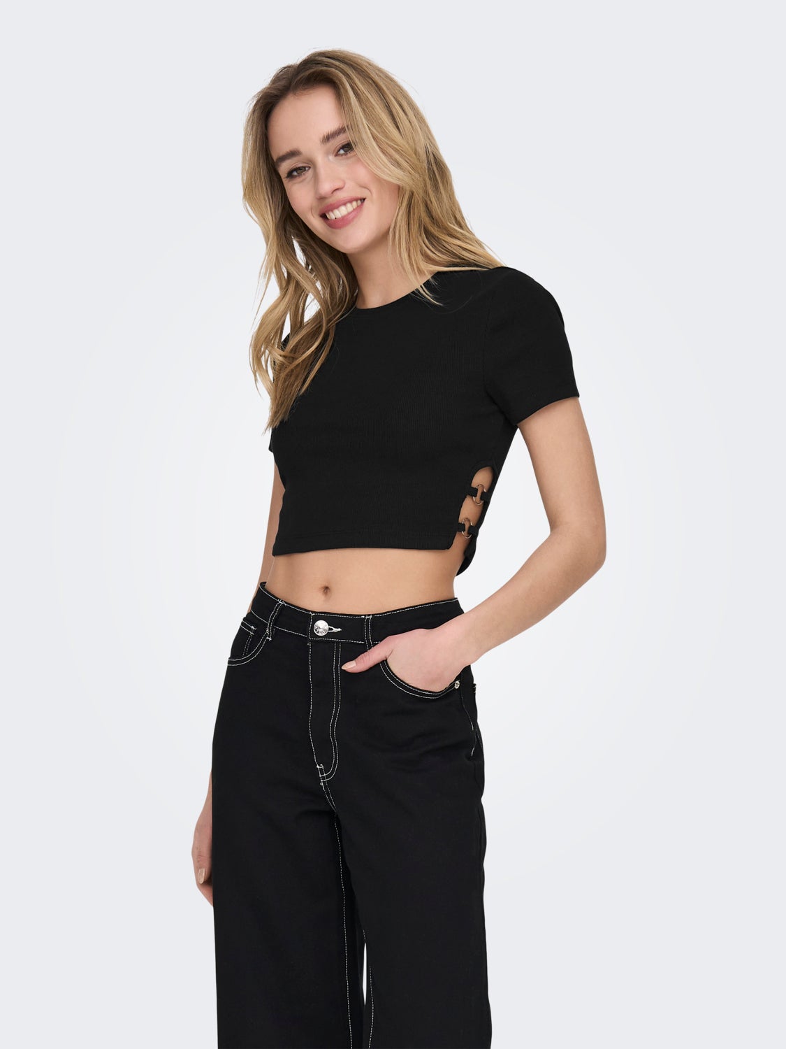 Cut Out Detailed Cropped Top