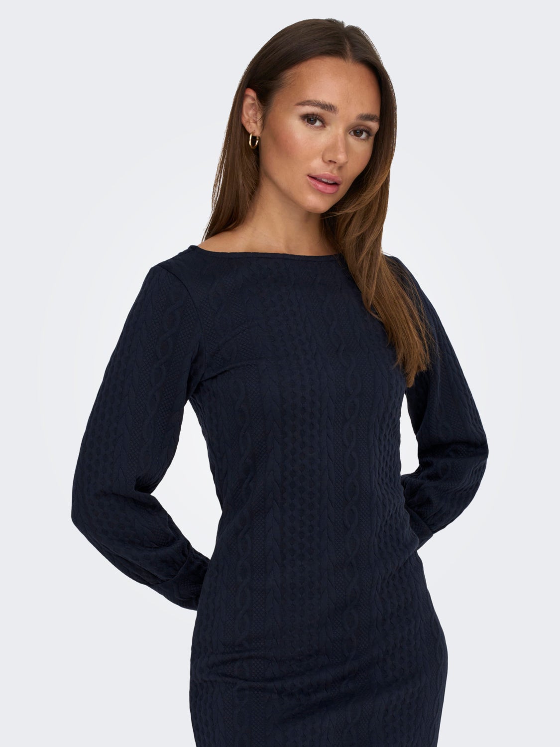 MINI O-NECK DRESS WITH LONG SLEEVES