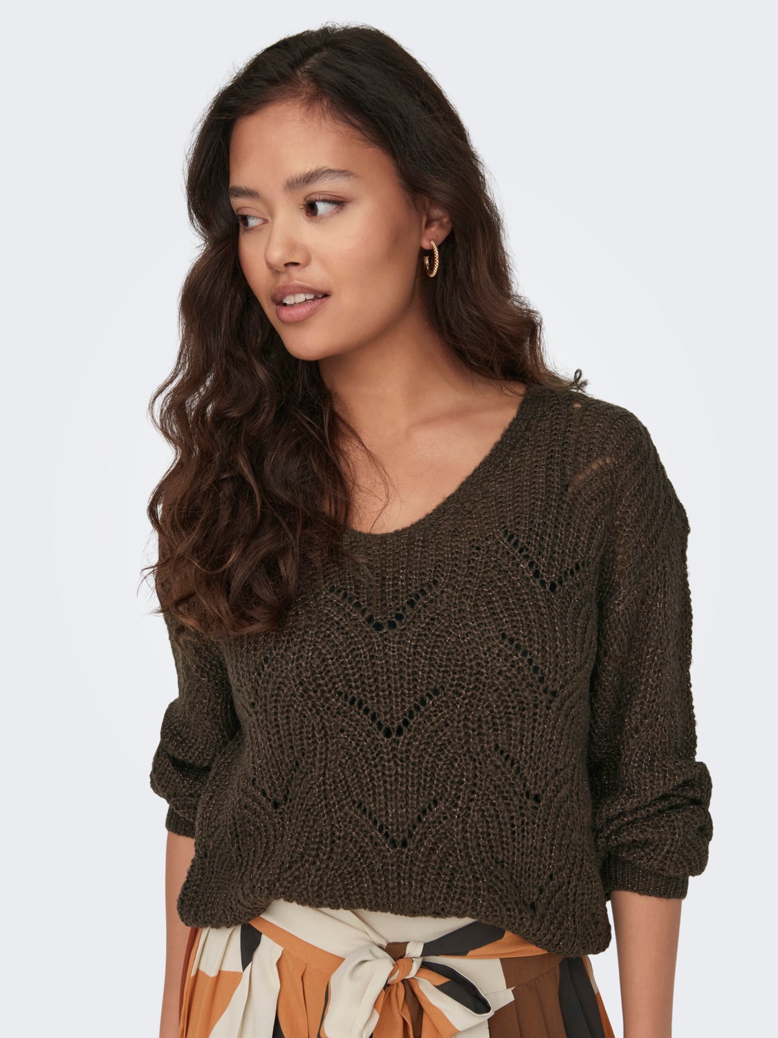 V-Neck Pullover