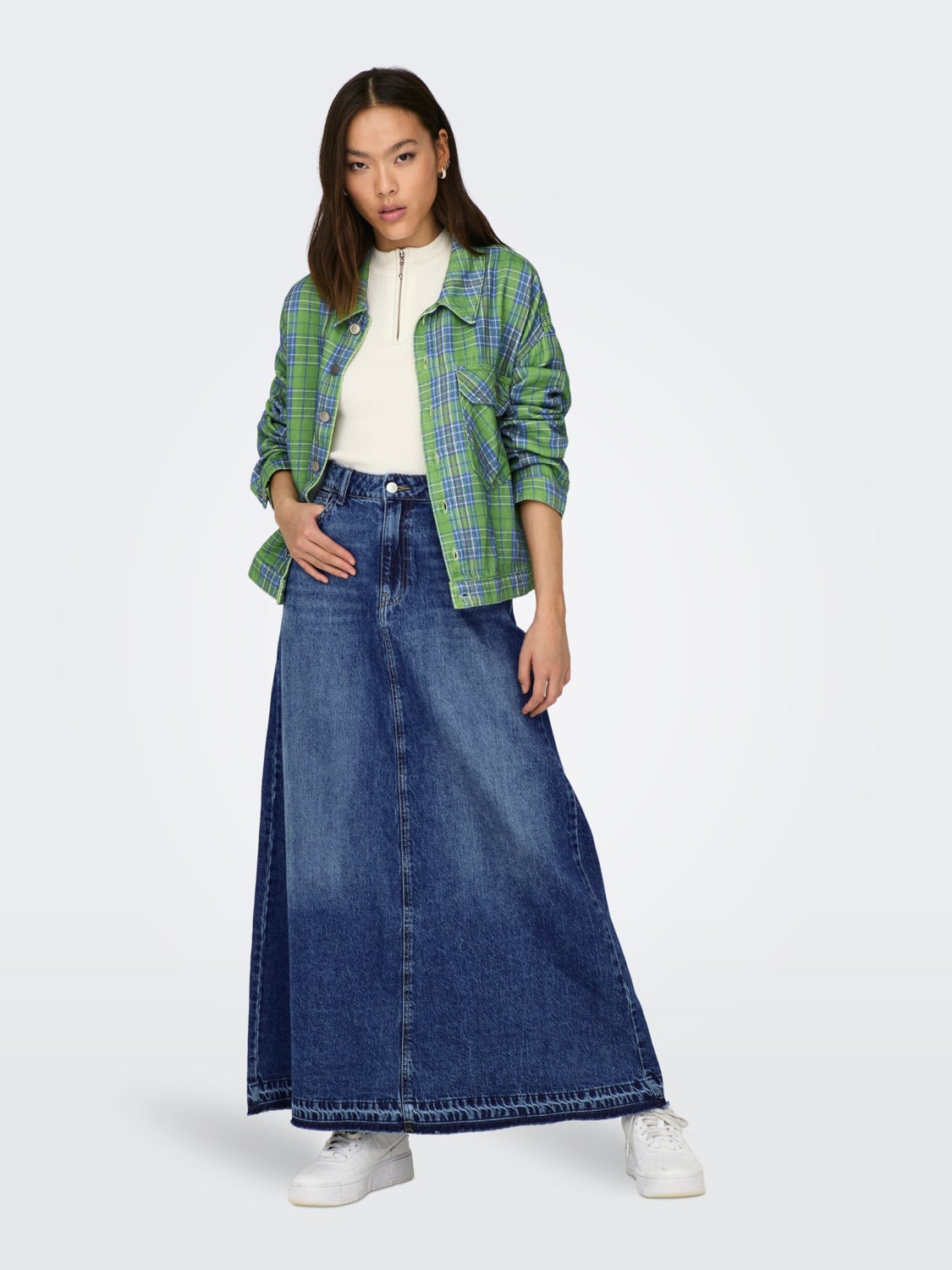 Maxi denim skirt