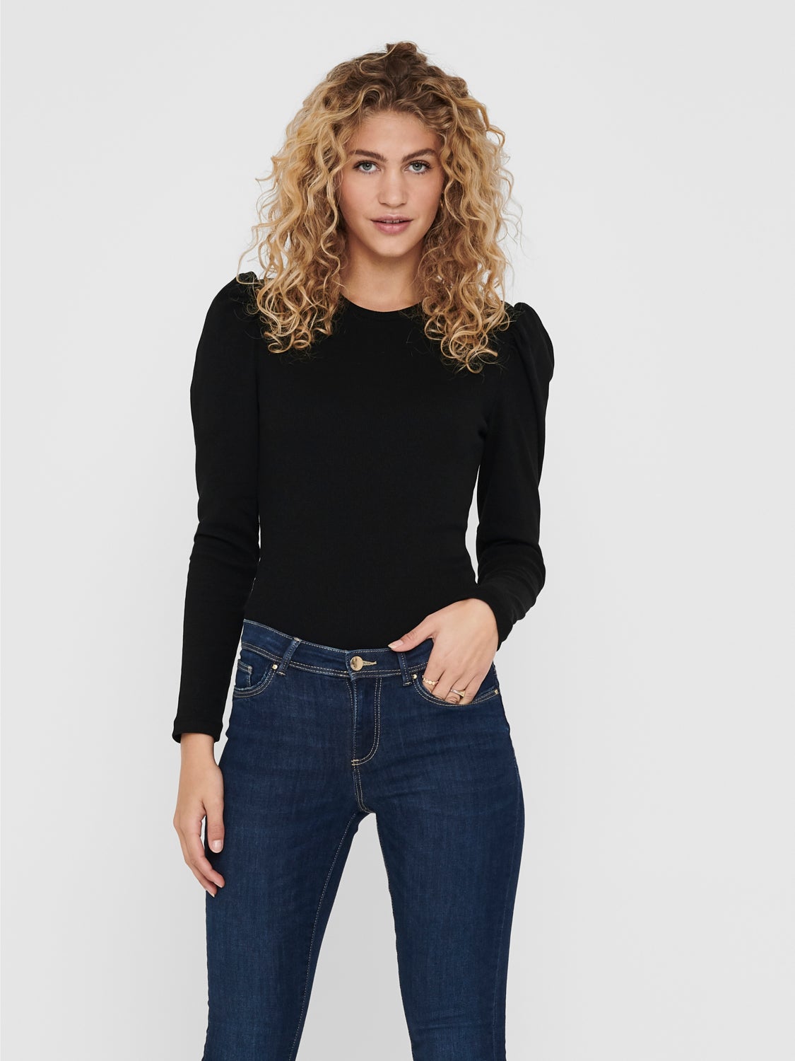 Puff sleeve Top